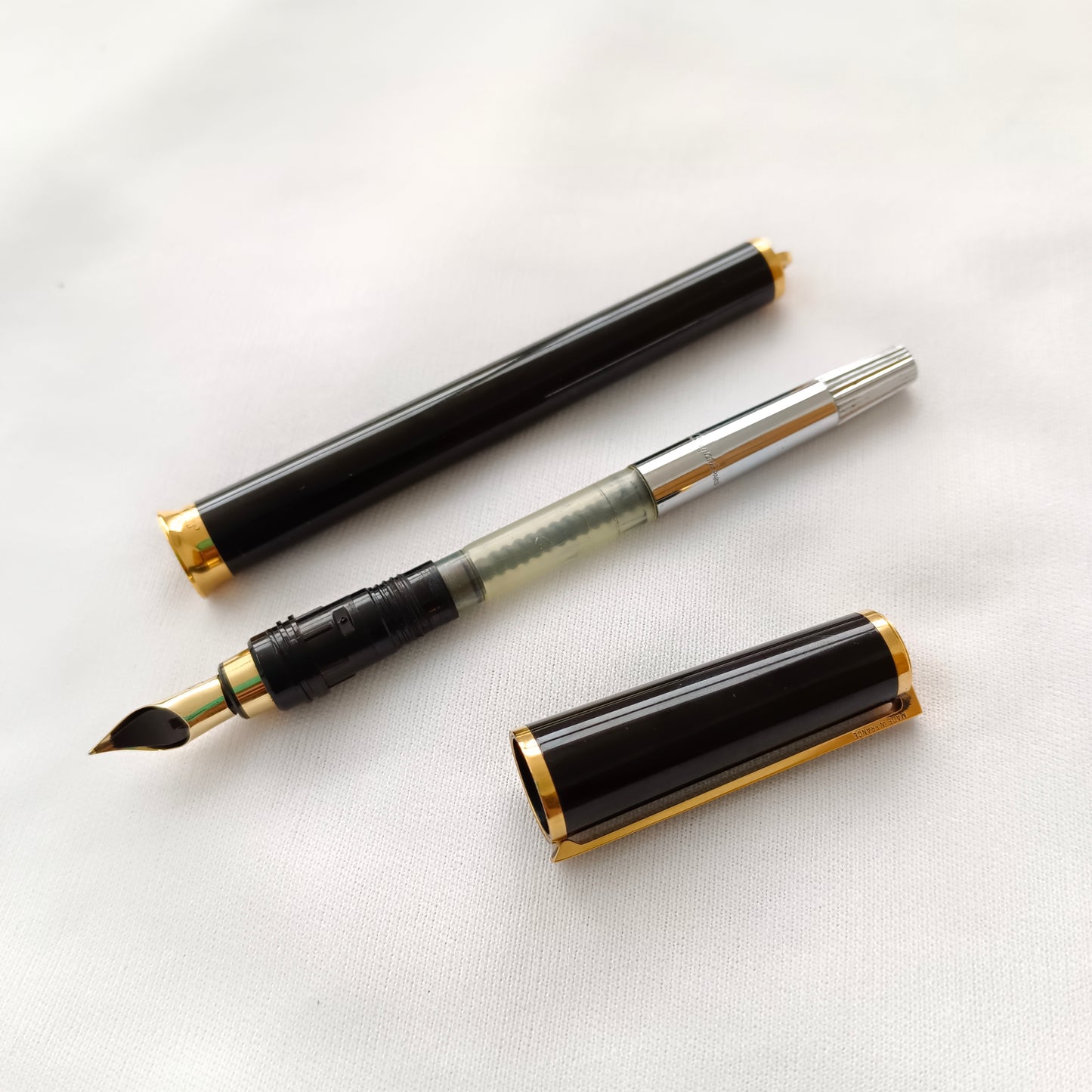 S.T. Dupont Black Lacquer Gatsby Fountain Pen