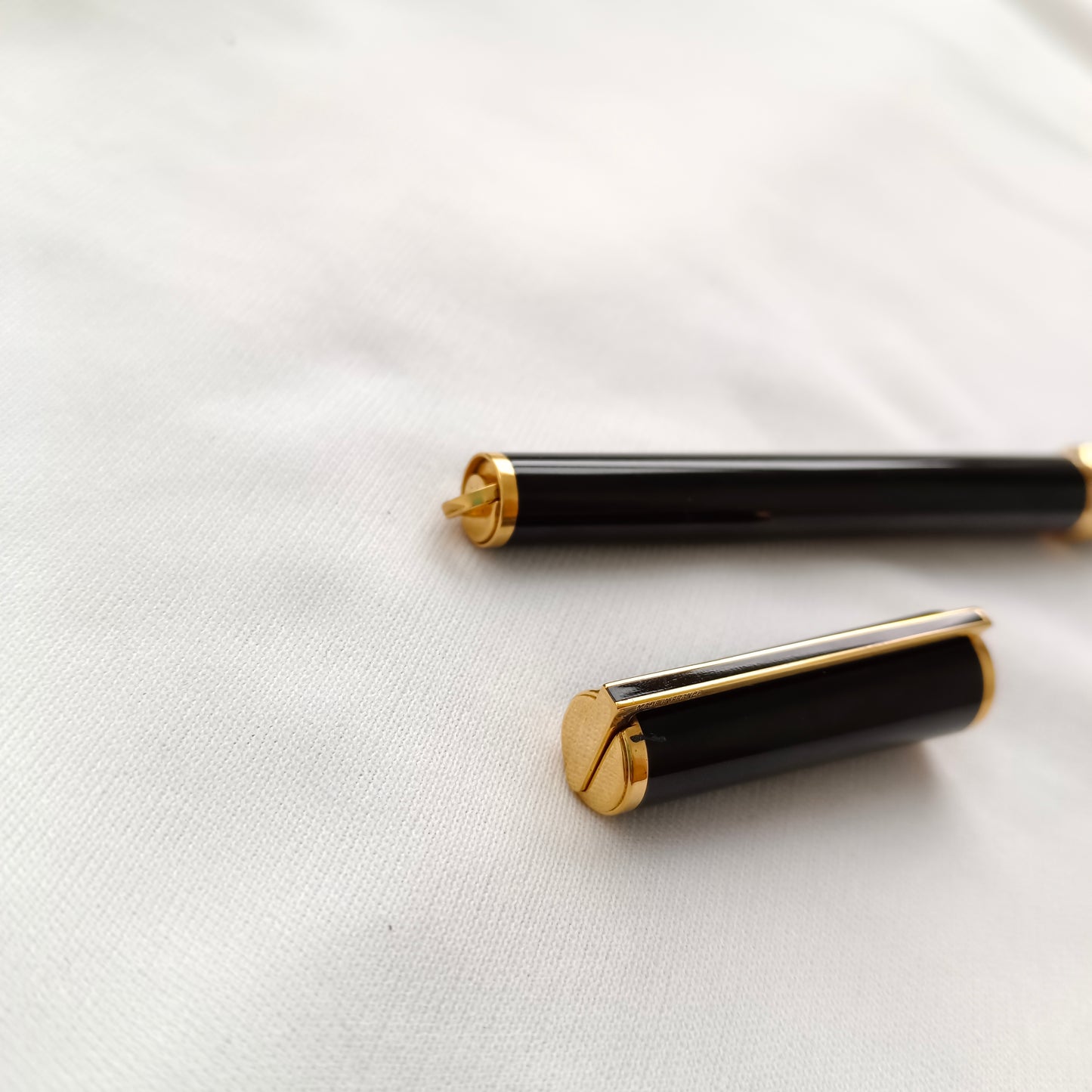 S.T. Dupont Black Lacquer Gatsby Fountain Pen