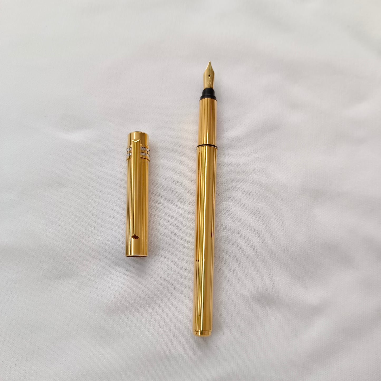 Must de Cartier Gold Plated with 18kt Gold Nib Fountain Pen