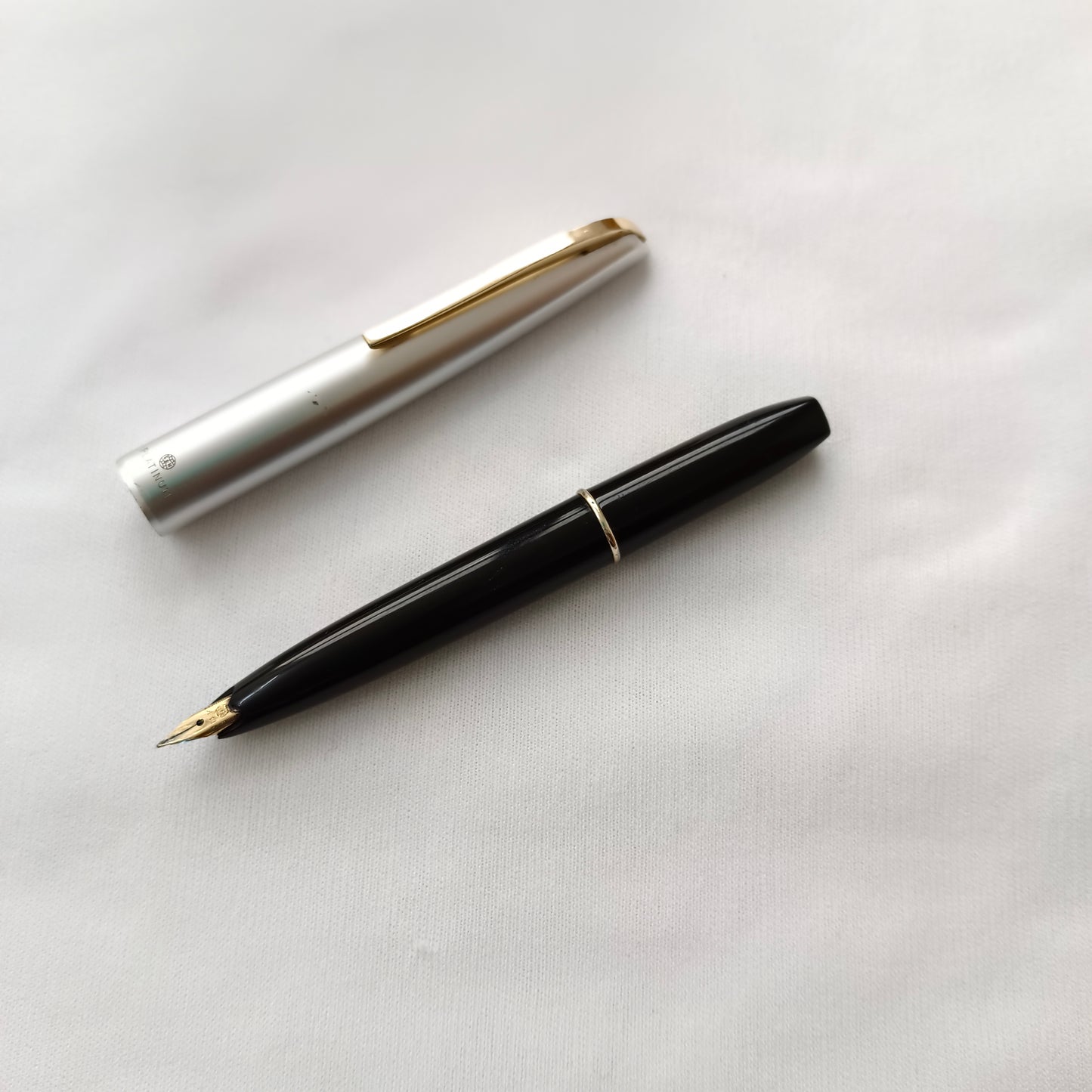 Platinum pocket fountain pen with 14K 585 solid gold nib made in japan