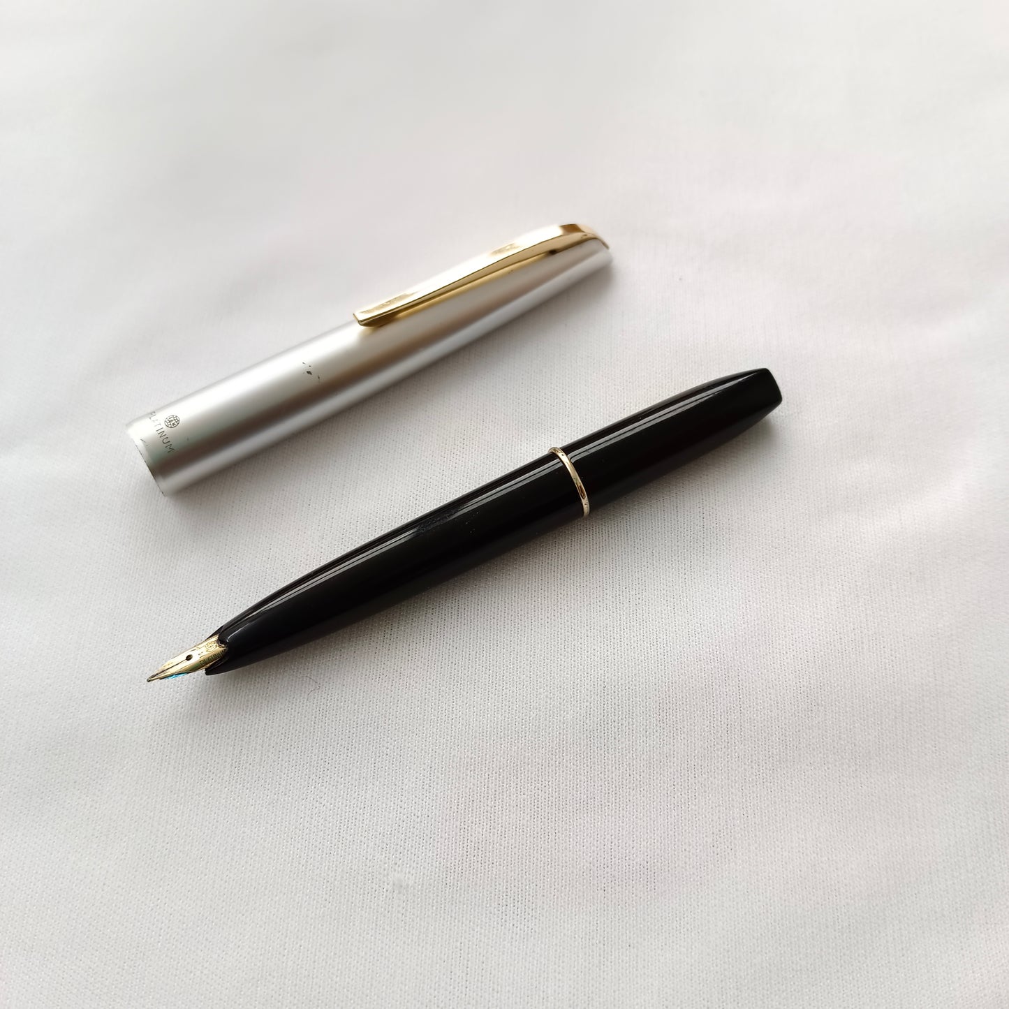 Platinum pocket fountain pen with 14K 585 solid gold nib made in japan