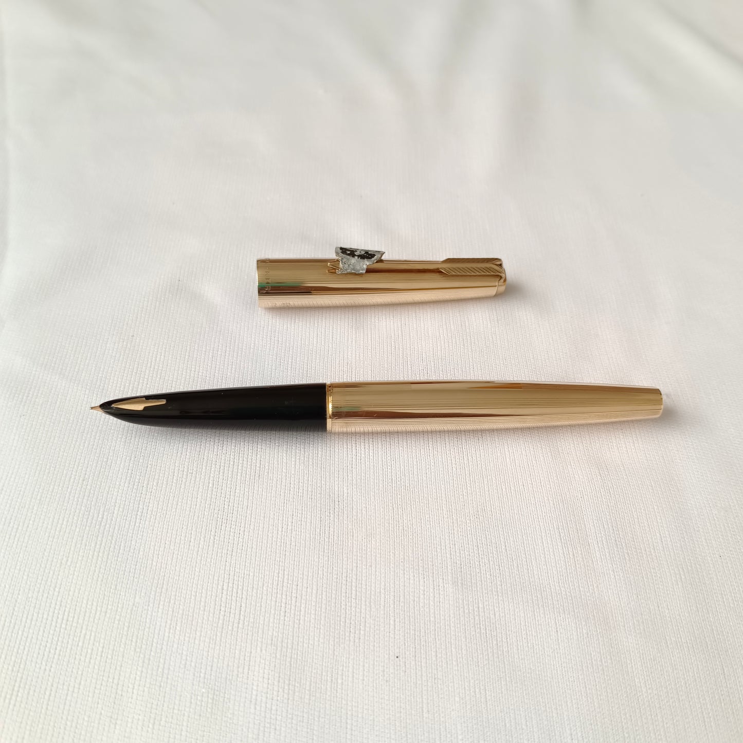 Vintage Parker 61 Signet Gold Plated Fountain Pen