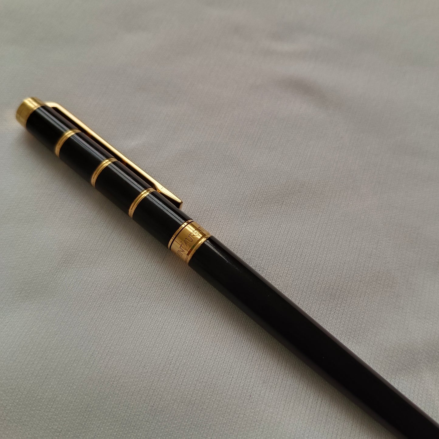 Vintage YSL - Yves Saint Laurent luxury black fountain pen