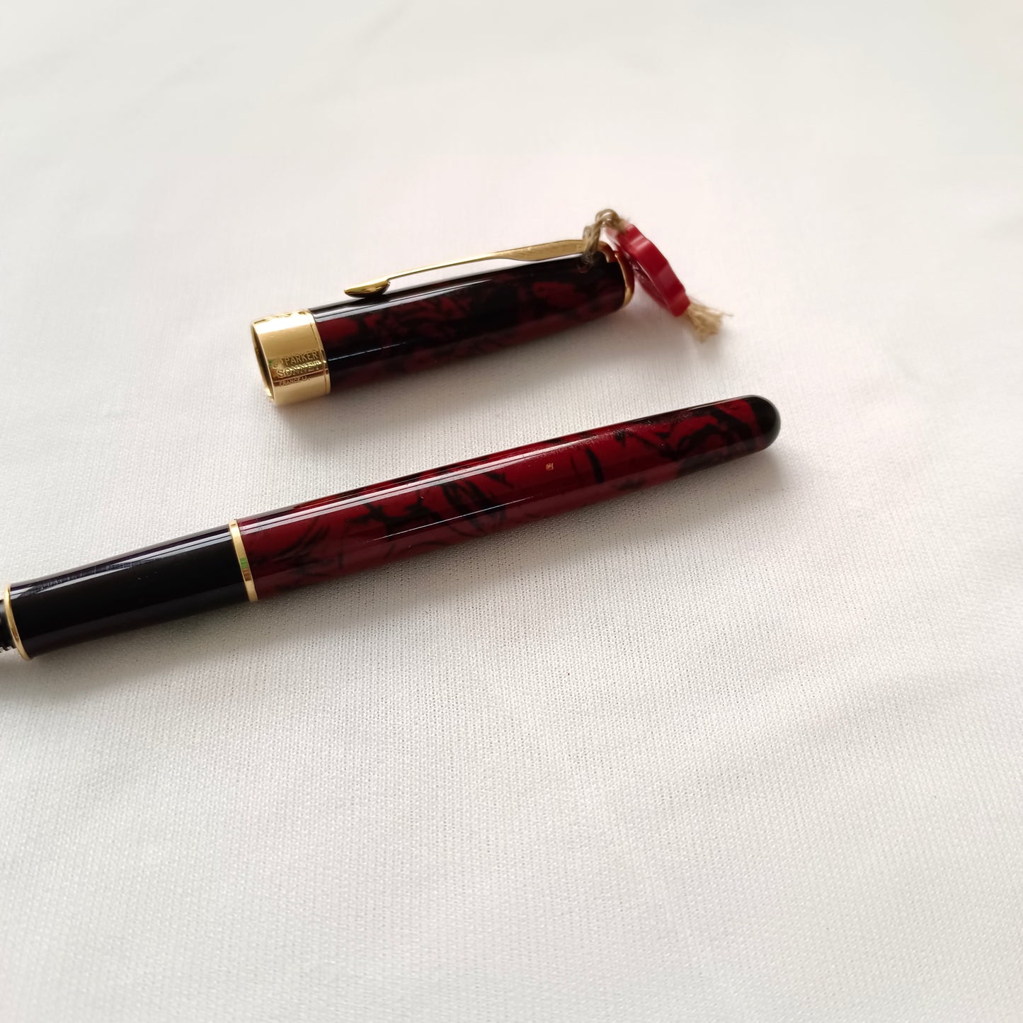 Parker Sonnet Premier Red Marble Lacquer Fountain Pen