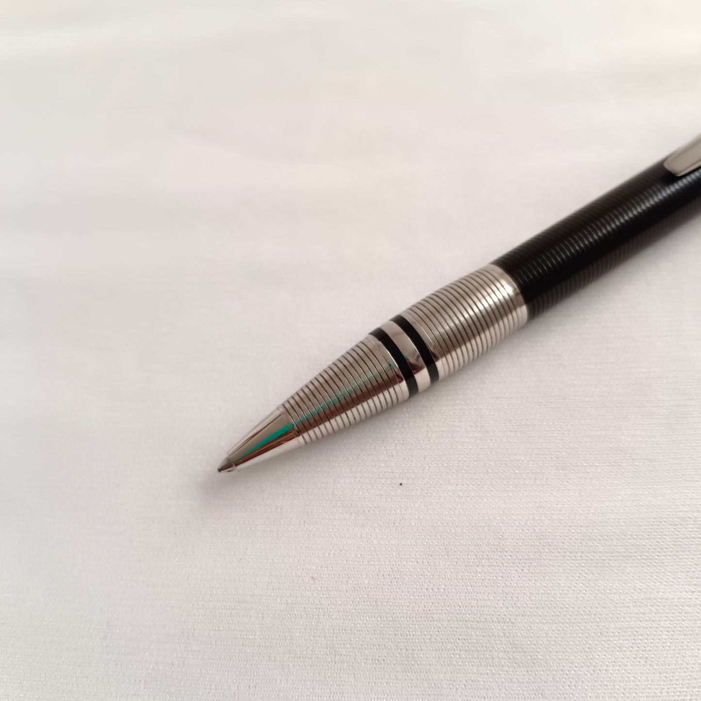 Montblanc Starwalker Spirit Of Racing Doue Ball Pen