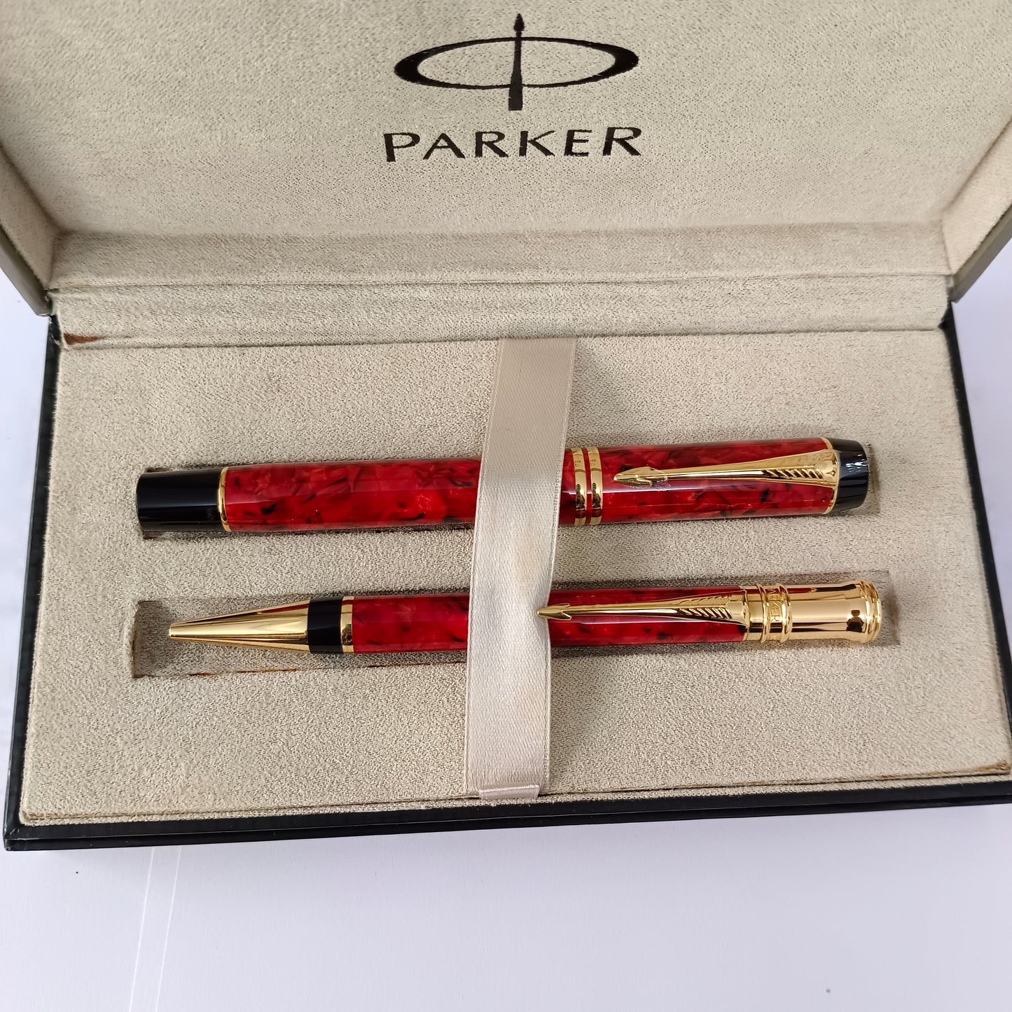 Parker Duofold Centennial Fountain Pen & Pencil Set- Jasper Red Marble