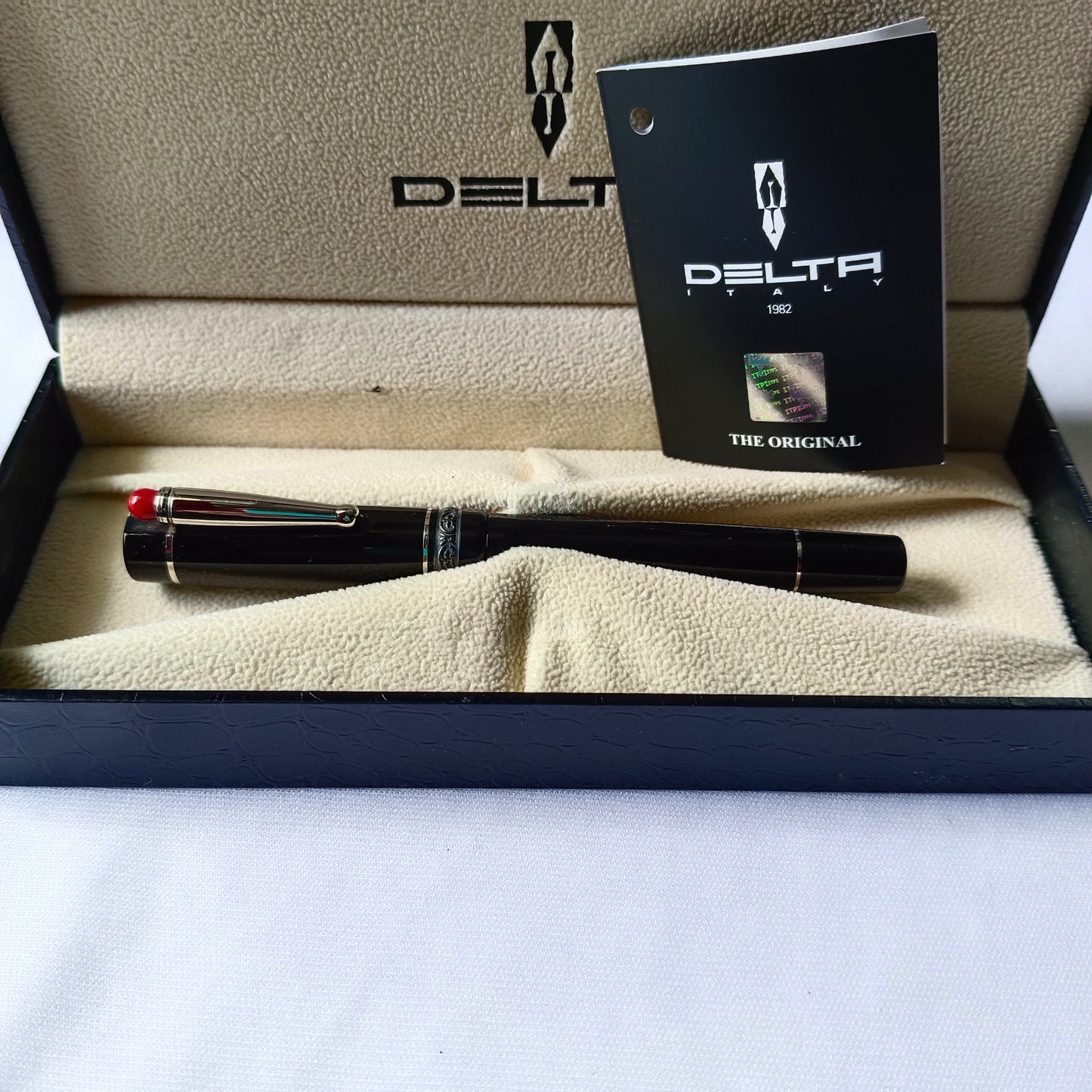 Delta Dolcevita Smorifa Black Roller Pen Sterling Silver Appointments