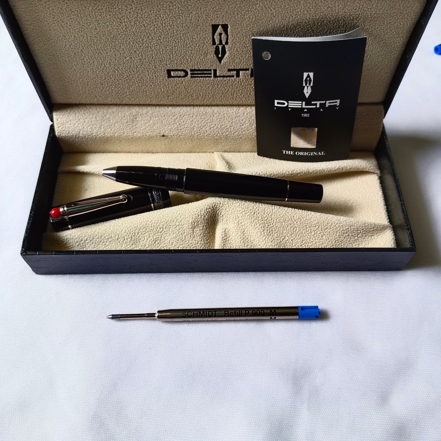 Delta Dolcevita Smorifa Black Roller Pen Sterling Silver Appointments