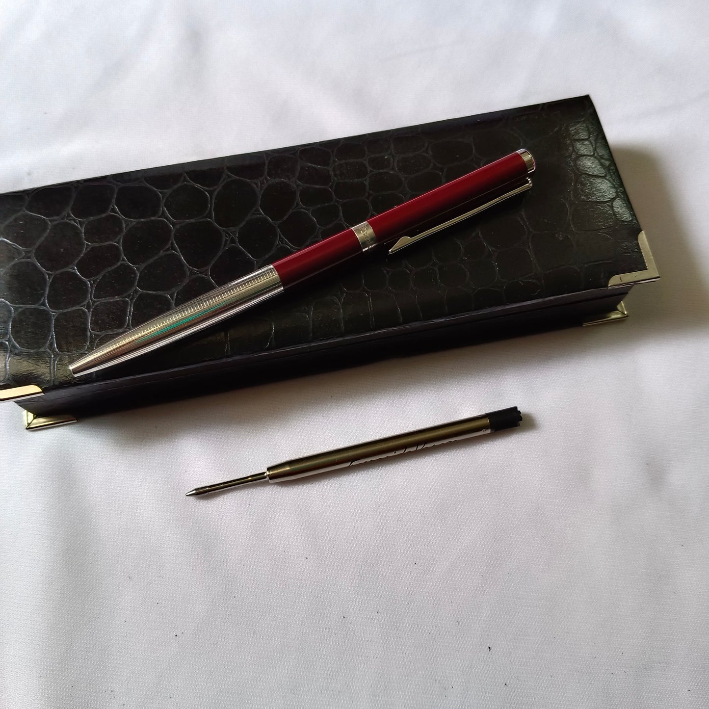 Franklin-Christoph 925 Sterling Silver Model 07 Dara Maroon Ball Pen