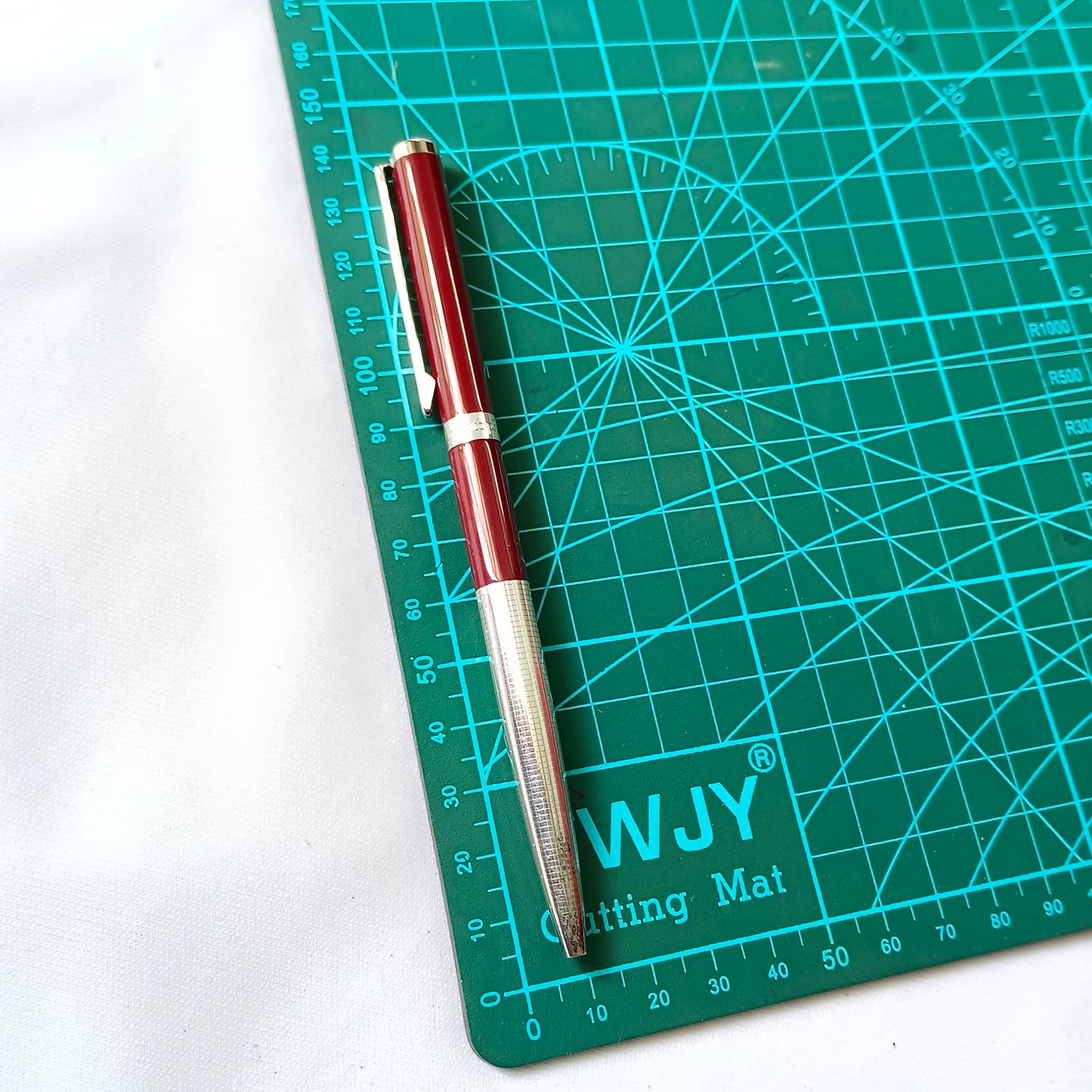 Franklin-Christoph 925 Sterling Silver Model 07 Dara Maroon Ball Pen