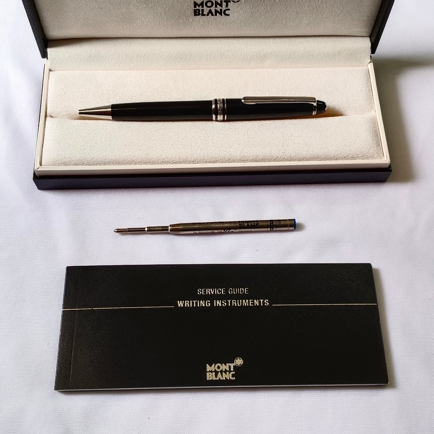 Montblanc meisterstuck Classique ballpoint pen