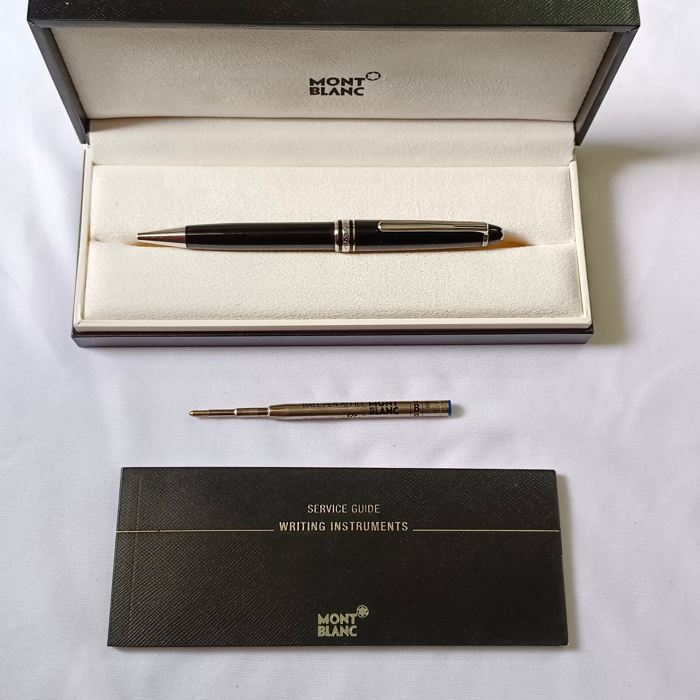 Montblanc meisterstuck Classique ballpoint pen