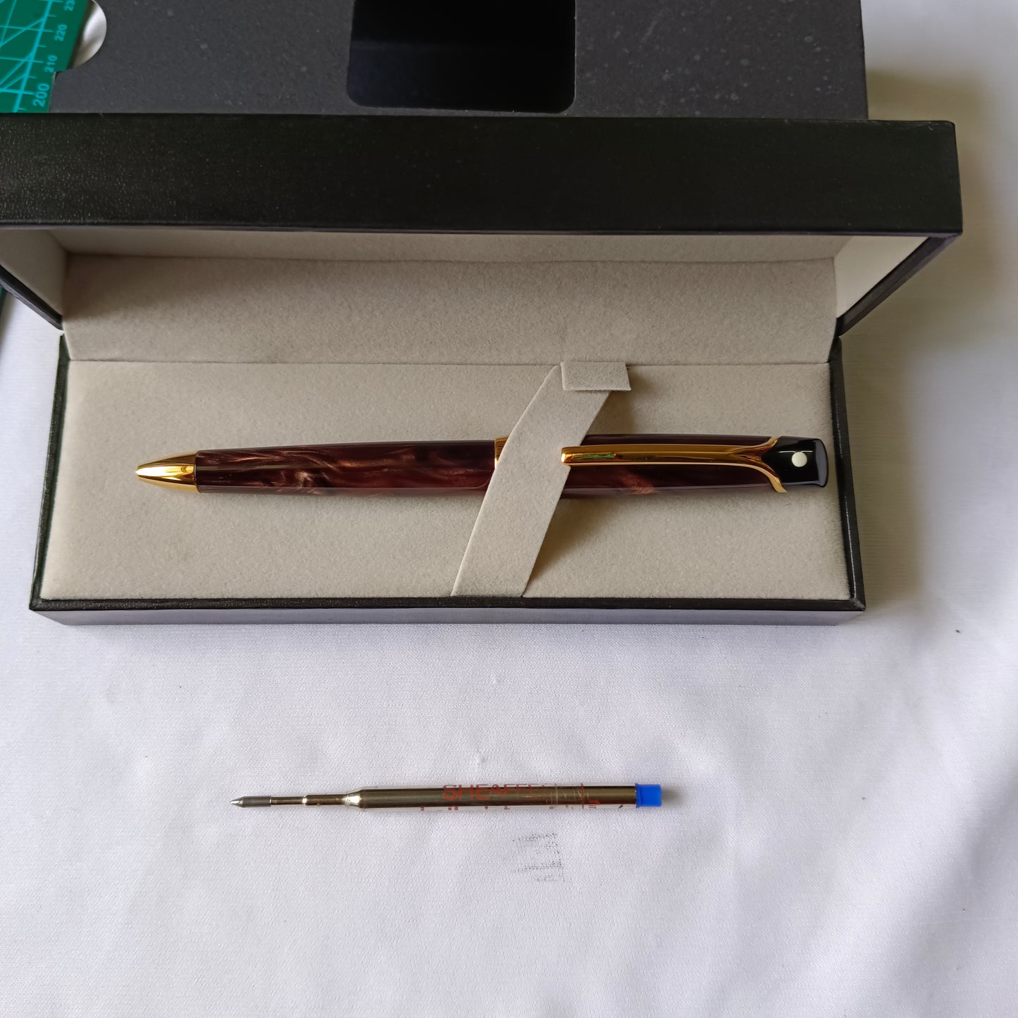 Sheaffer Valor Brown Marbled Polished Finish W/ Palladium Plated Ball Pen