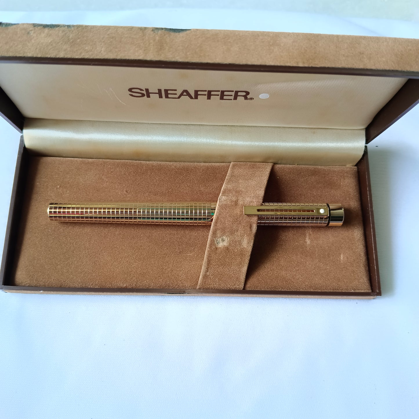 Vintage Sheaffer Targa 1007 Gold Electroplated Fountain Pen 14k Gold Nib USA
