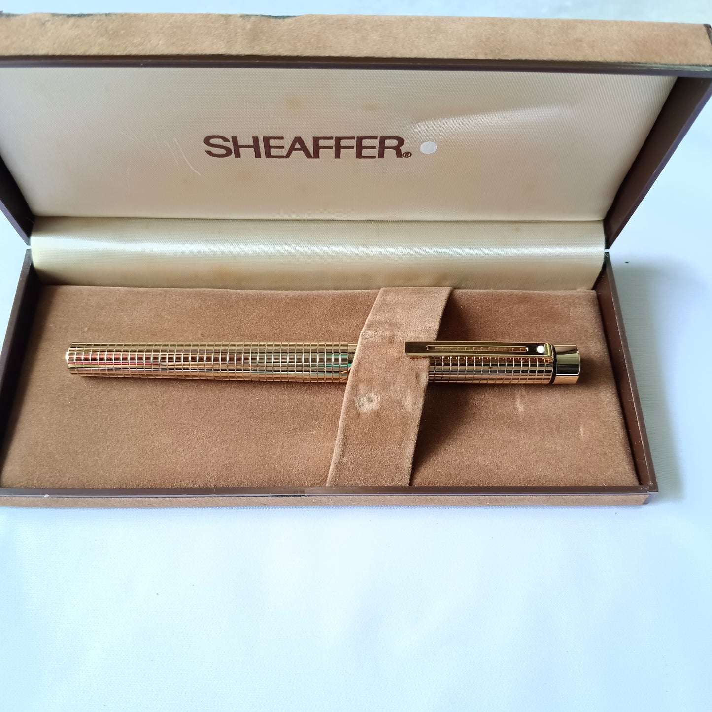 Vintage Sheaffer Targa 1007 Gold Electroplated Fountain Pen 14k Gold Nib USA