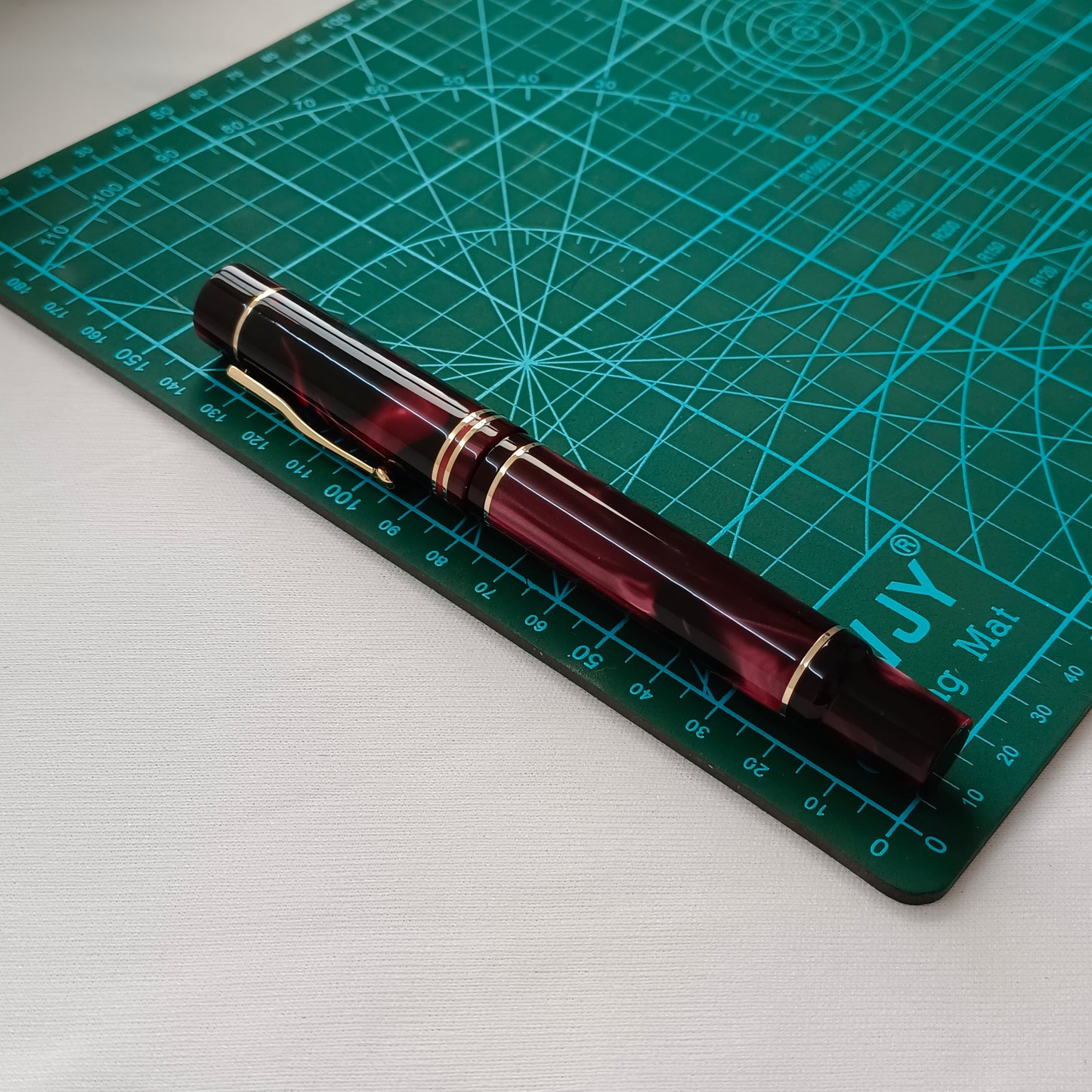 Gioia Allaria Amaranto Fountain Pen Black & Red