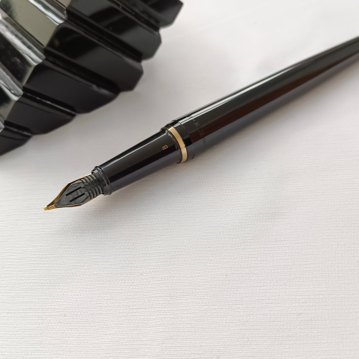 Vintage Sheaffer Desk Fountain Pen with Stand