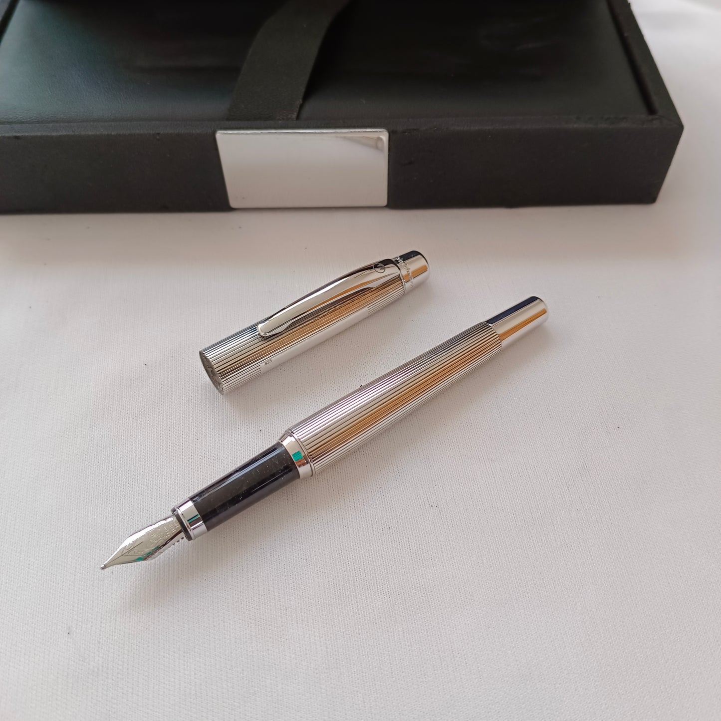 Waldmann Concorde Pinstripe Pattern Sterling Silver Fountain Pen