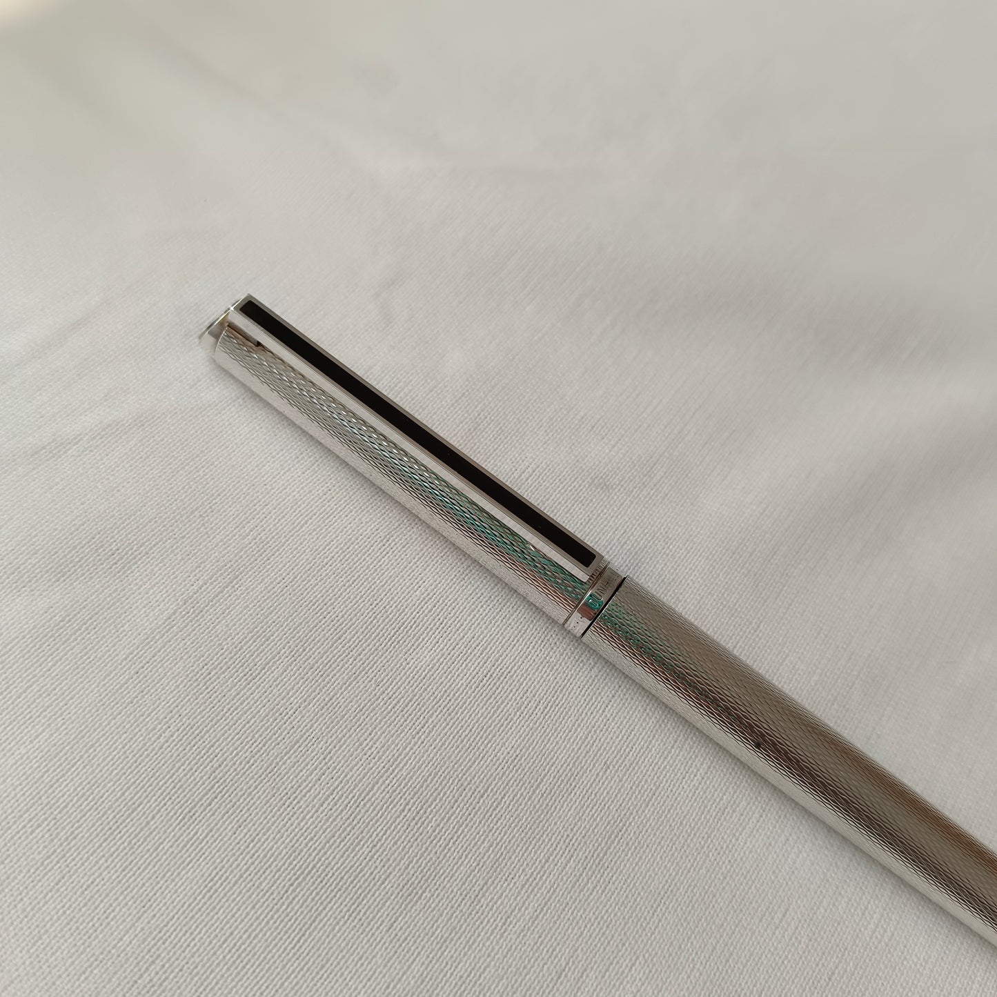 Dunhill Gemline Fountain Pen by Montblanc - Silver Plated Barleycorn