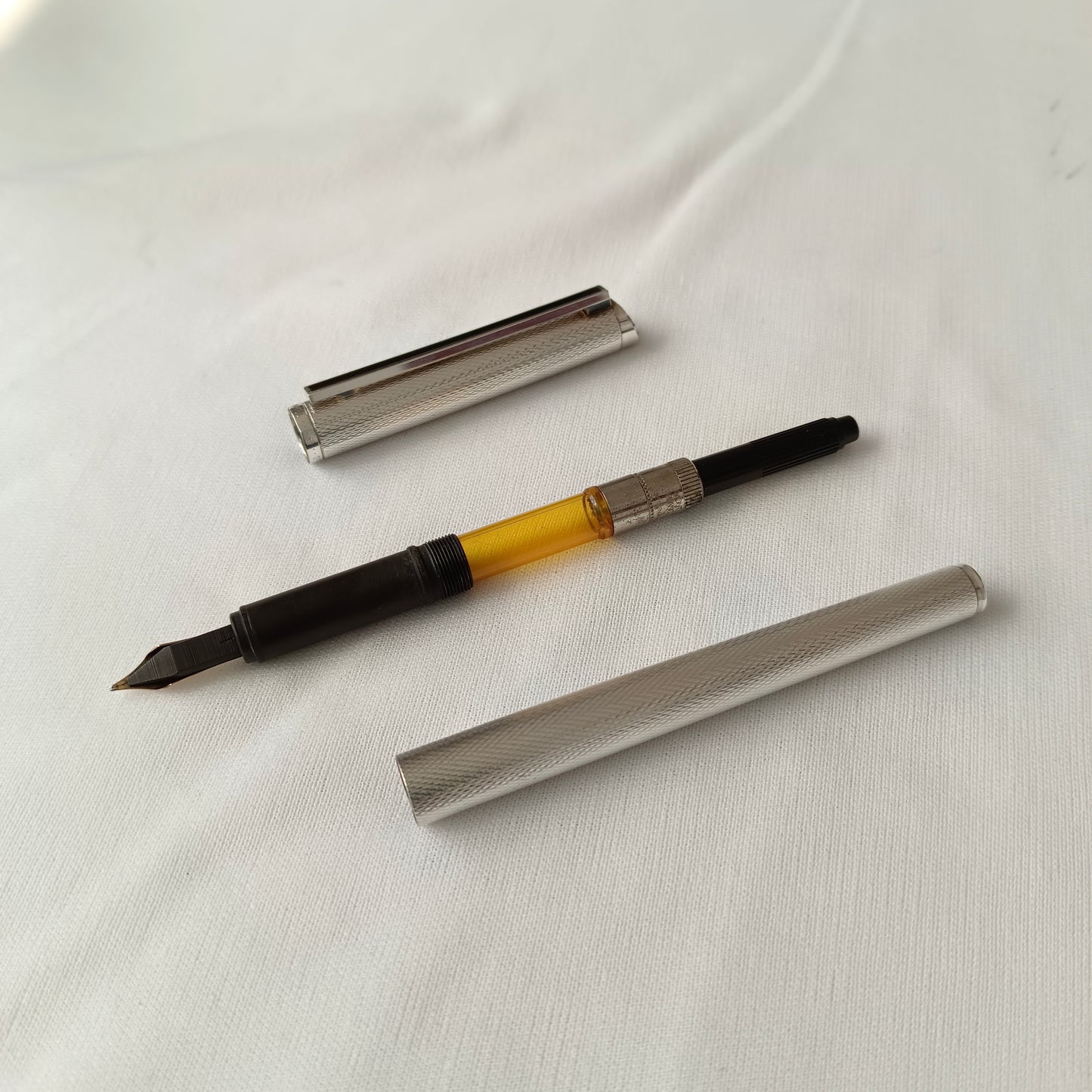 Dunhill Gemline Fountain Pen by Montblanc - Silver Plated Barleycorn