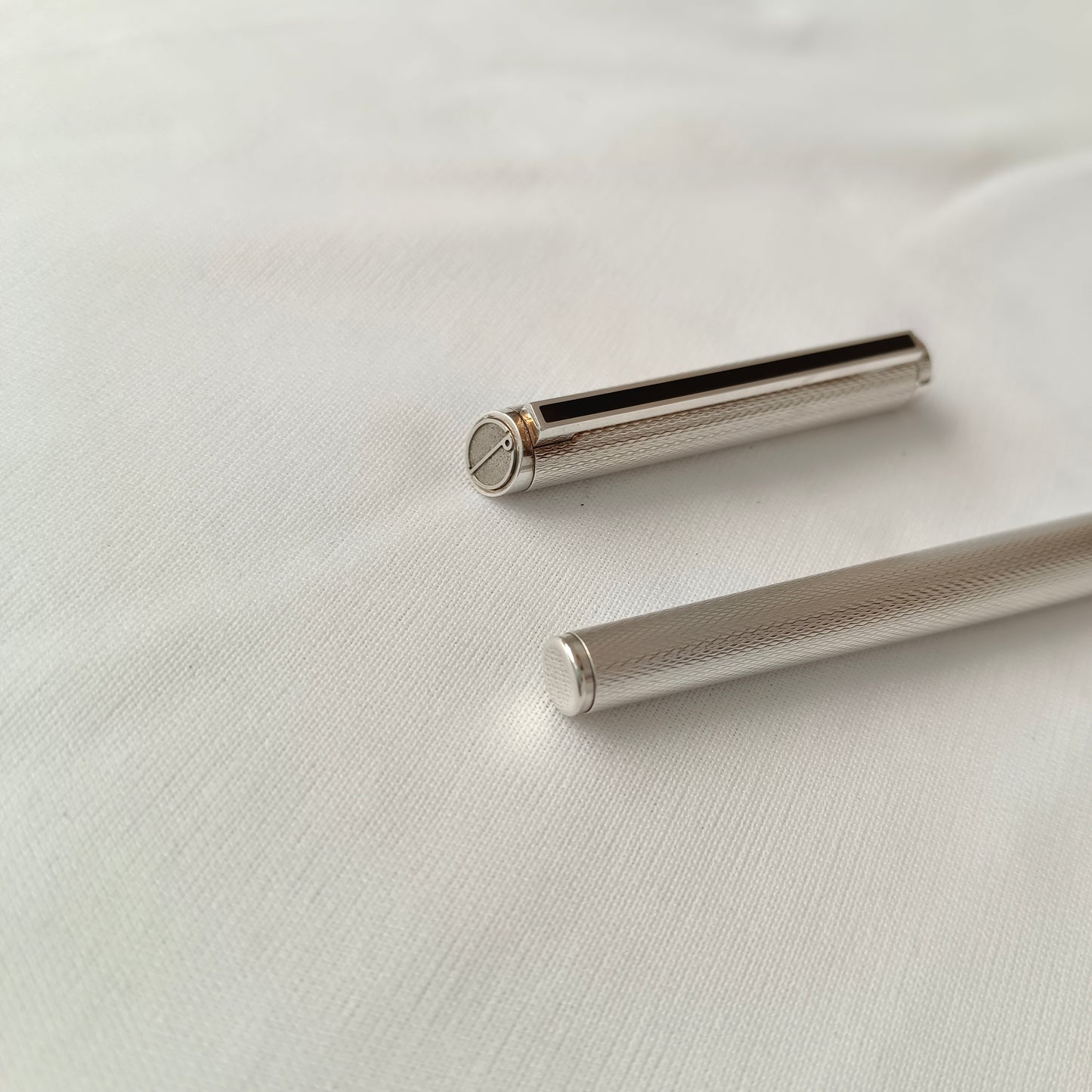 Dunhill Gemline Fountain Pen by Montblanc - Silver Plated Barleycorn