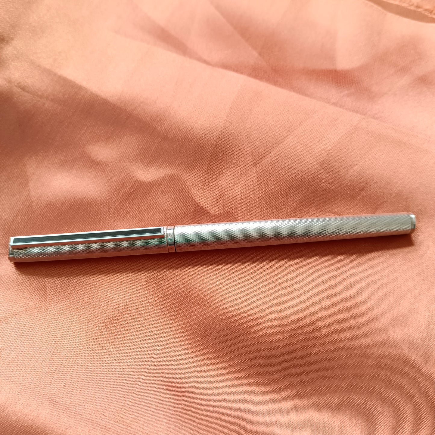 Dunhill Gemline Fountain Pen by Montblanc - Silver Plated Barleycorn