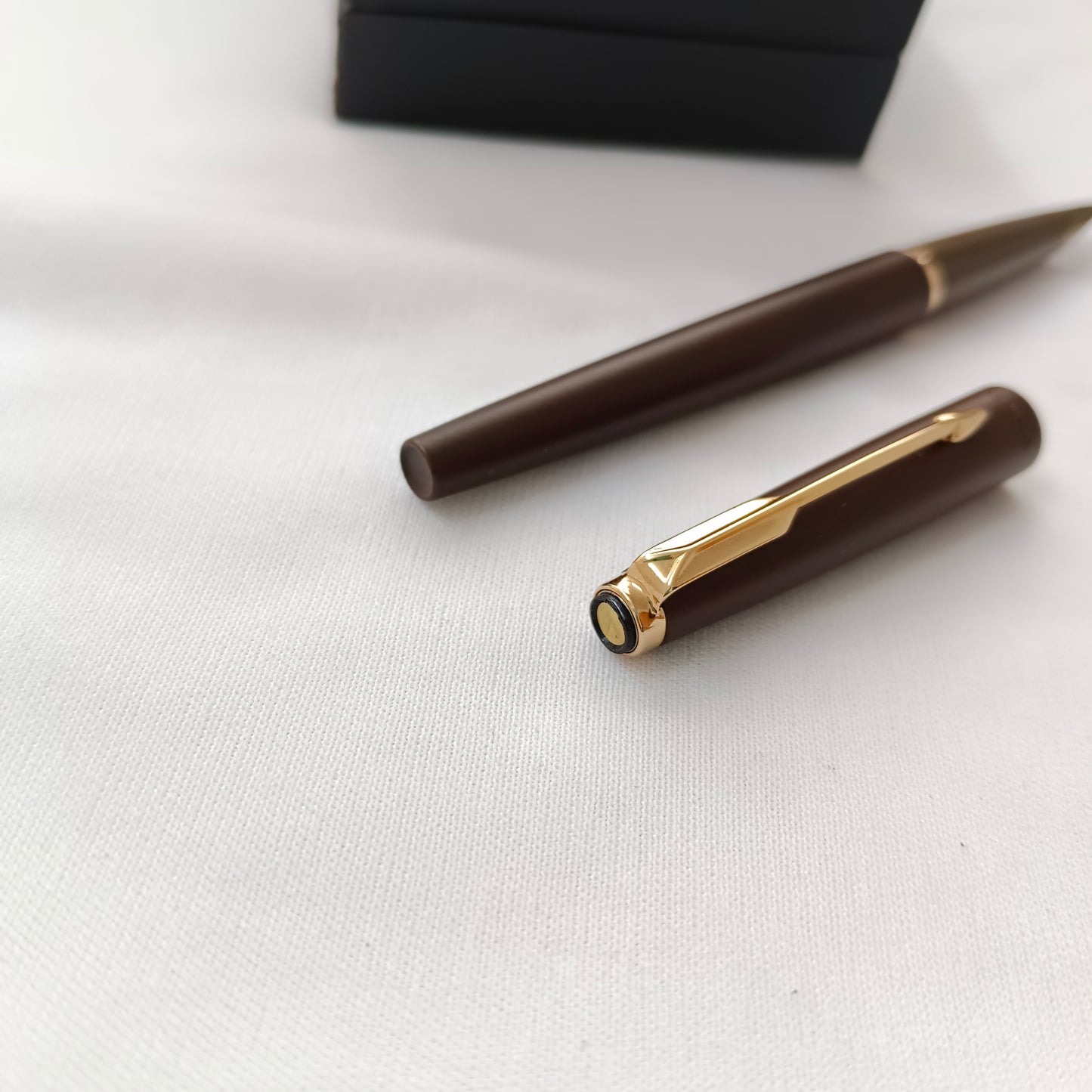 Vintage Parker 50 Falcon Brown Gold Fountain Pen