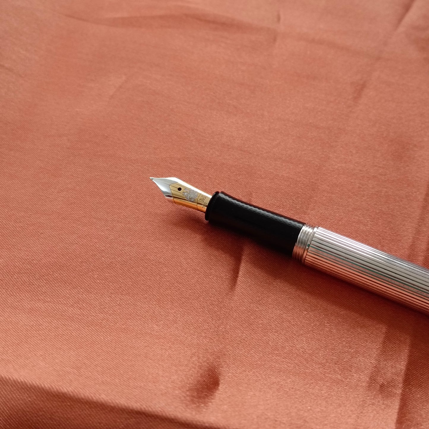 Graf von Faber castell Classica Platinum Plated Fountain pen
