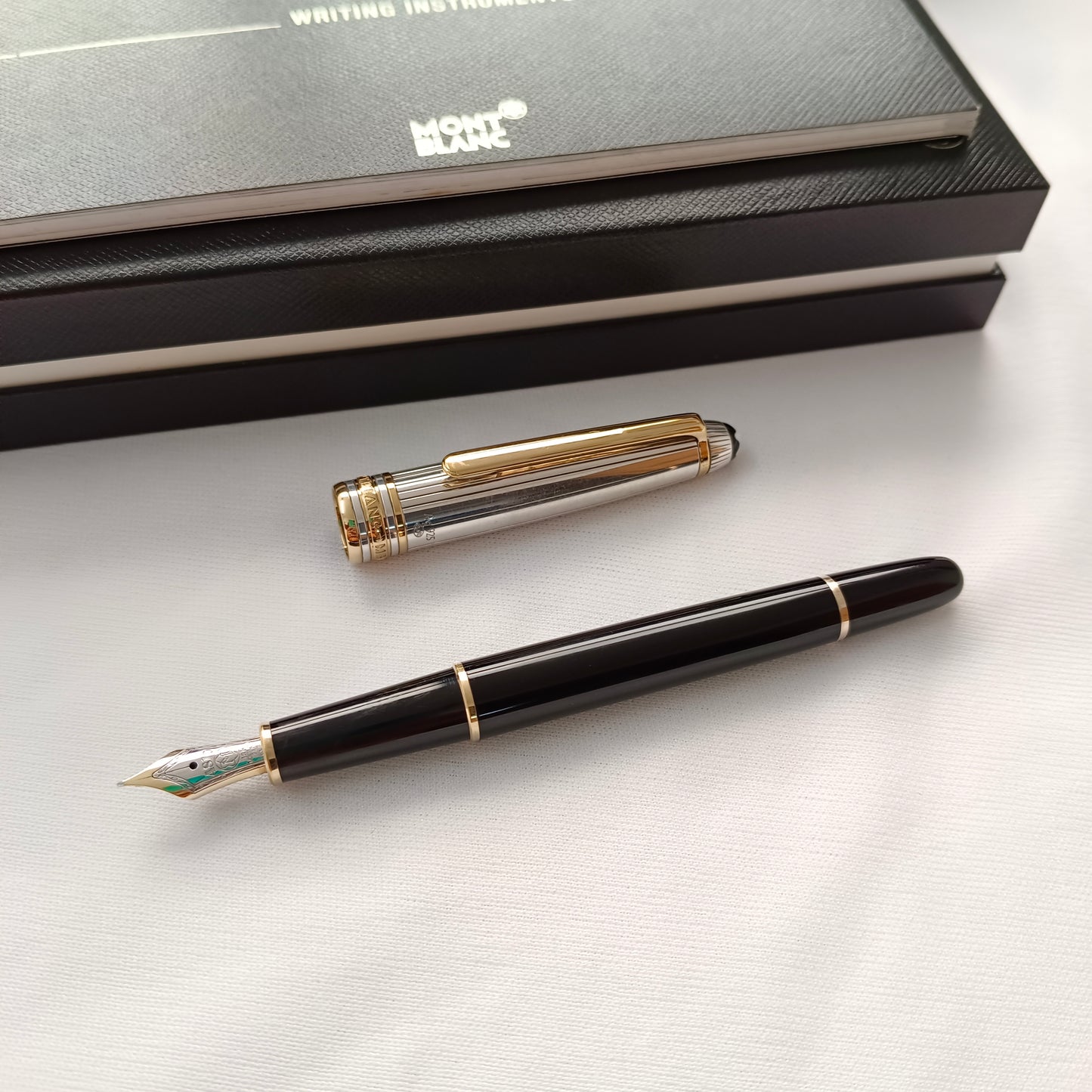Montblanc Meisterstuck Solitaire Sterling Silver Cap 144 Fountain Pen