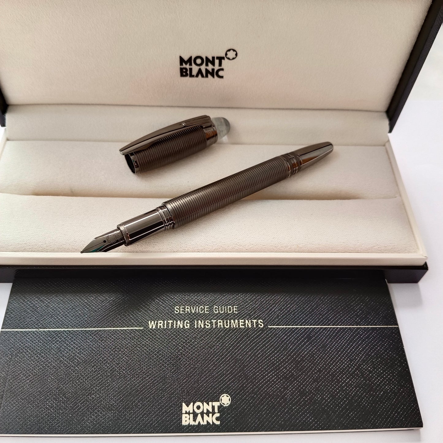 Montblanc Starwalker Midnight Black Metal Fountain Pen