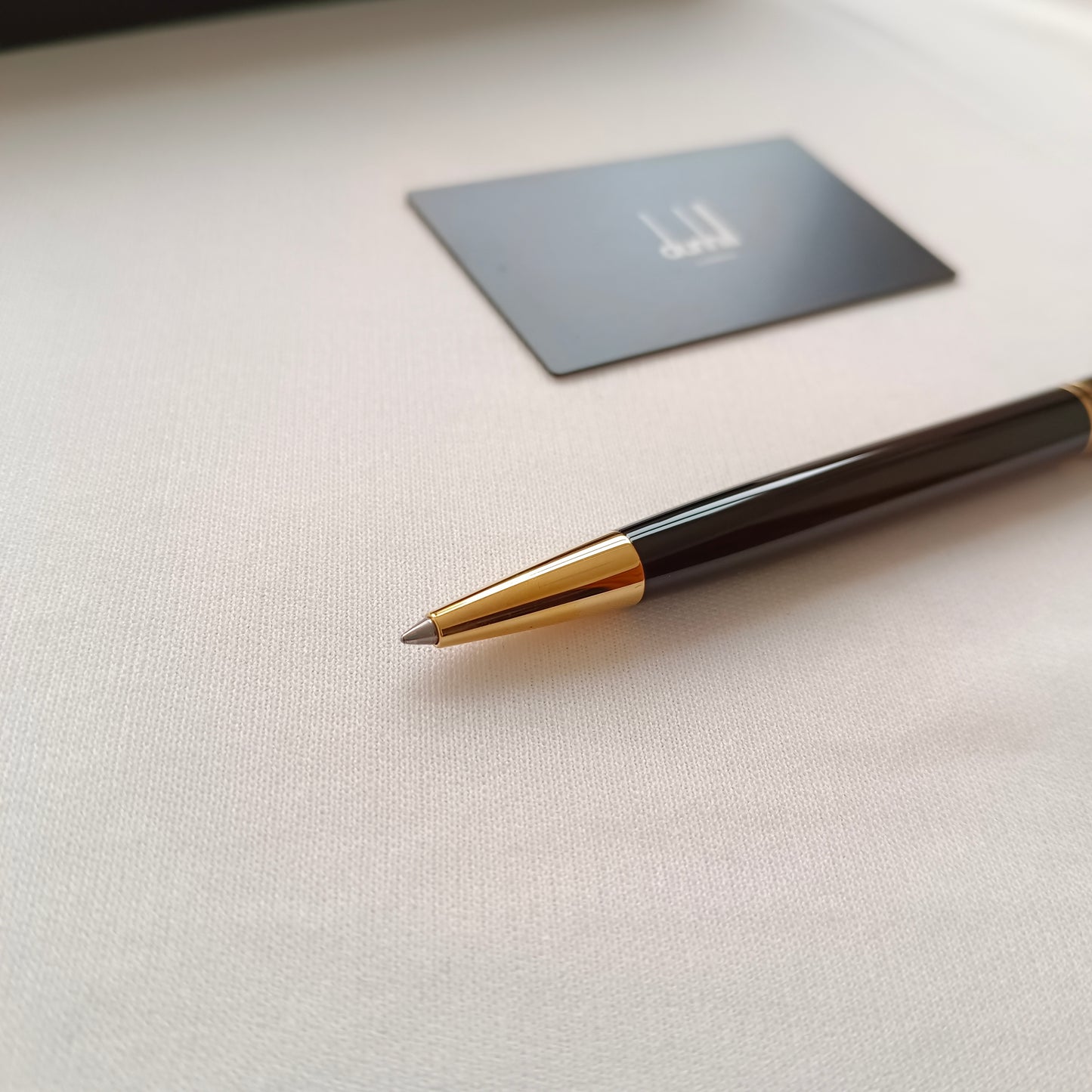 Dunhill Sidecar Streamliner Black Gold Ballpoint Pen