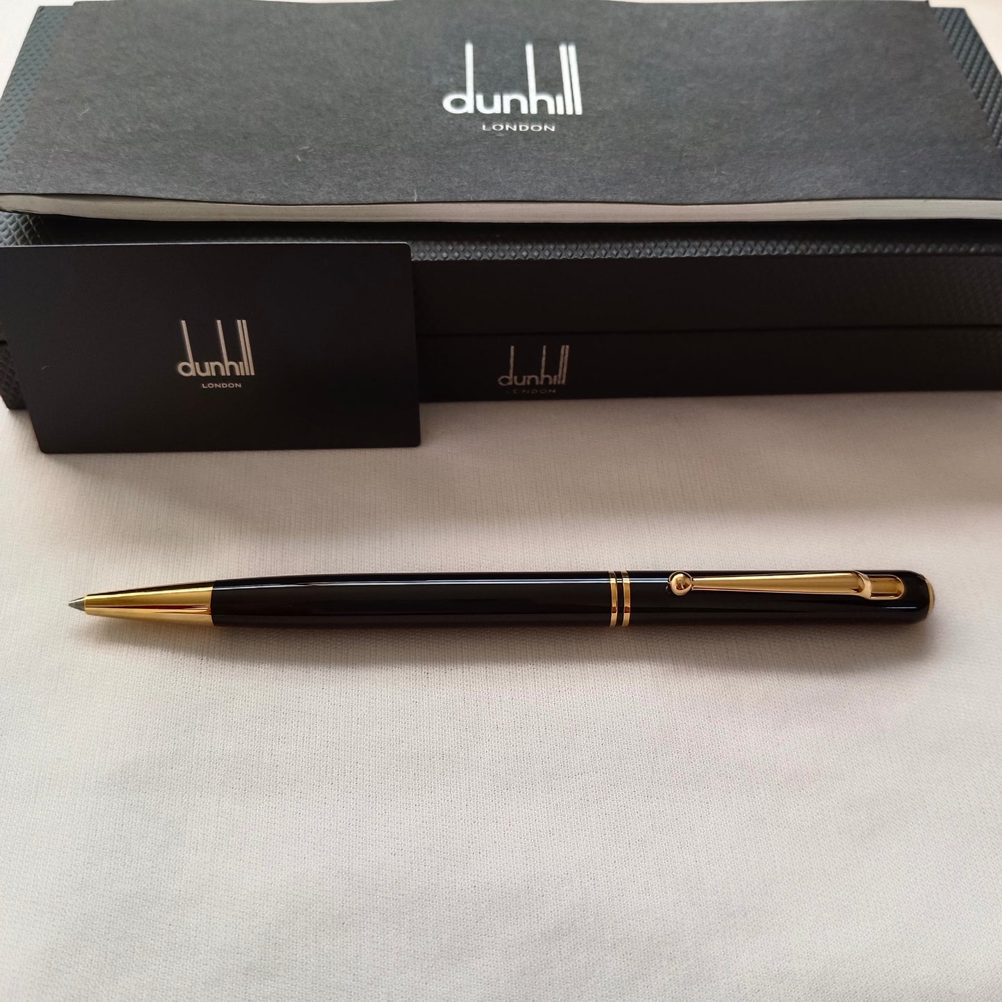 Dunhill Sidecar Streamliner Black Gold Ballpoint Pen