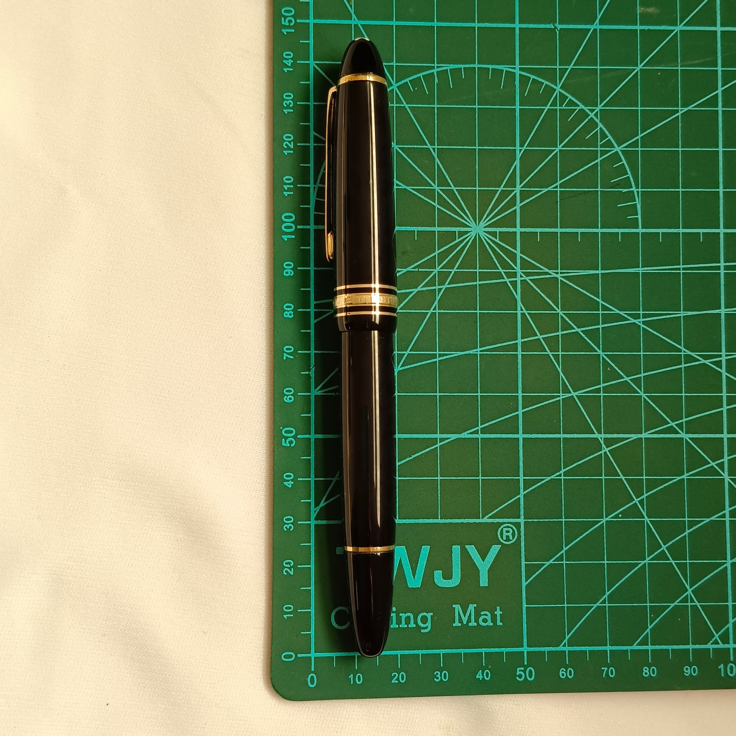 Montblanc meisterstuck Legrand fountain pen- Black with gold trims