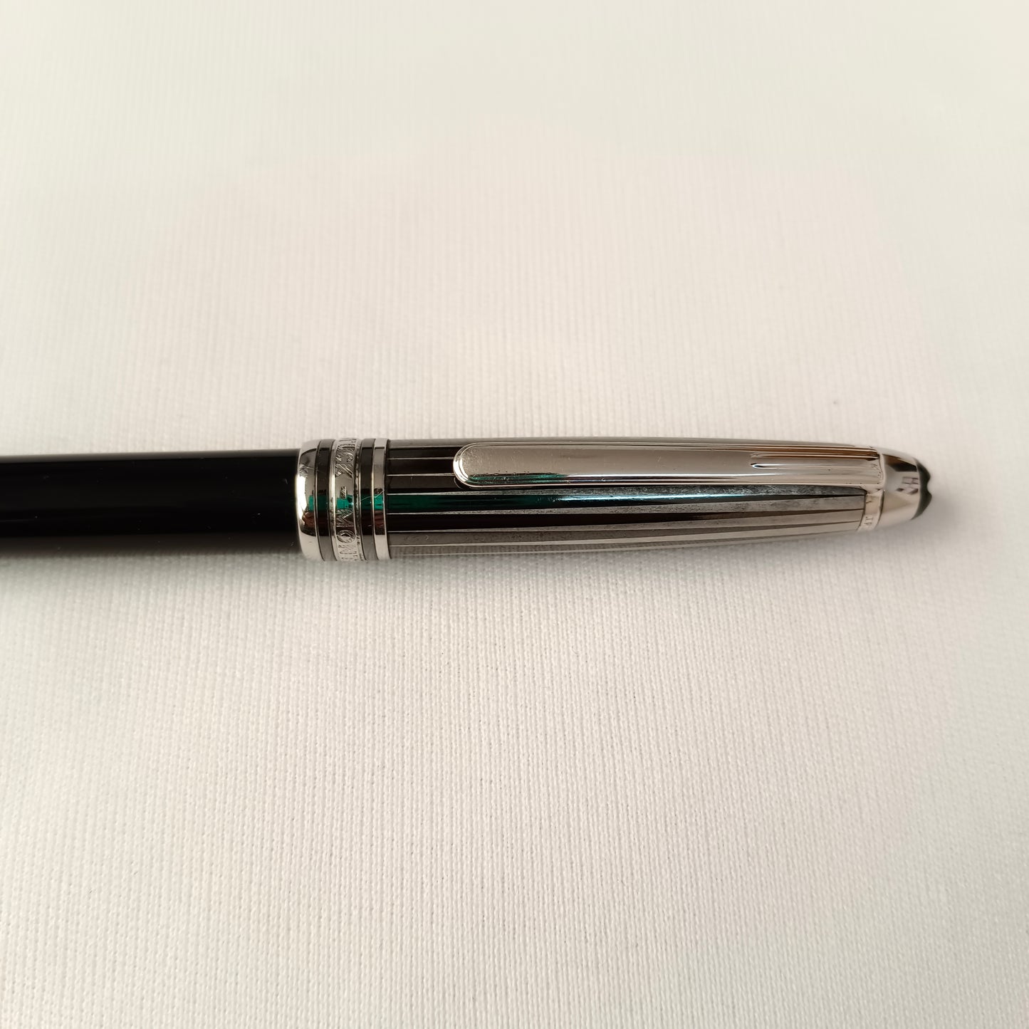 Montblanc Meisterstuck Solitaire Doue Black & White Ballpoint Pen
