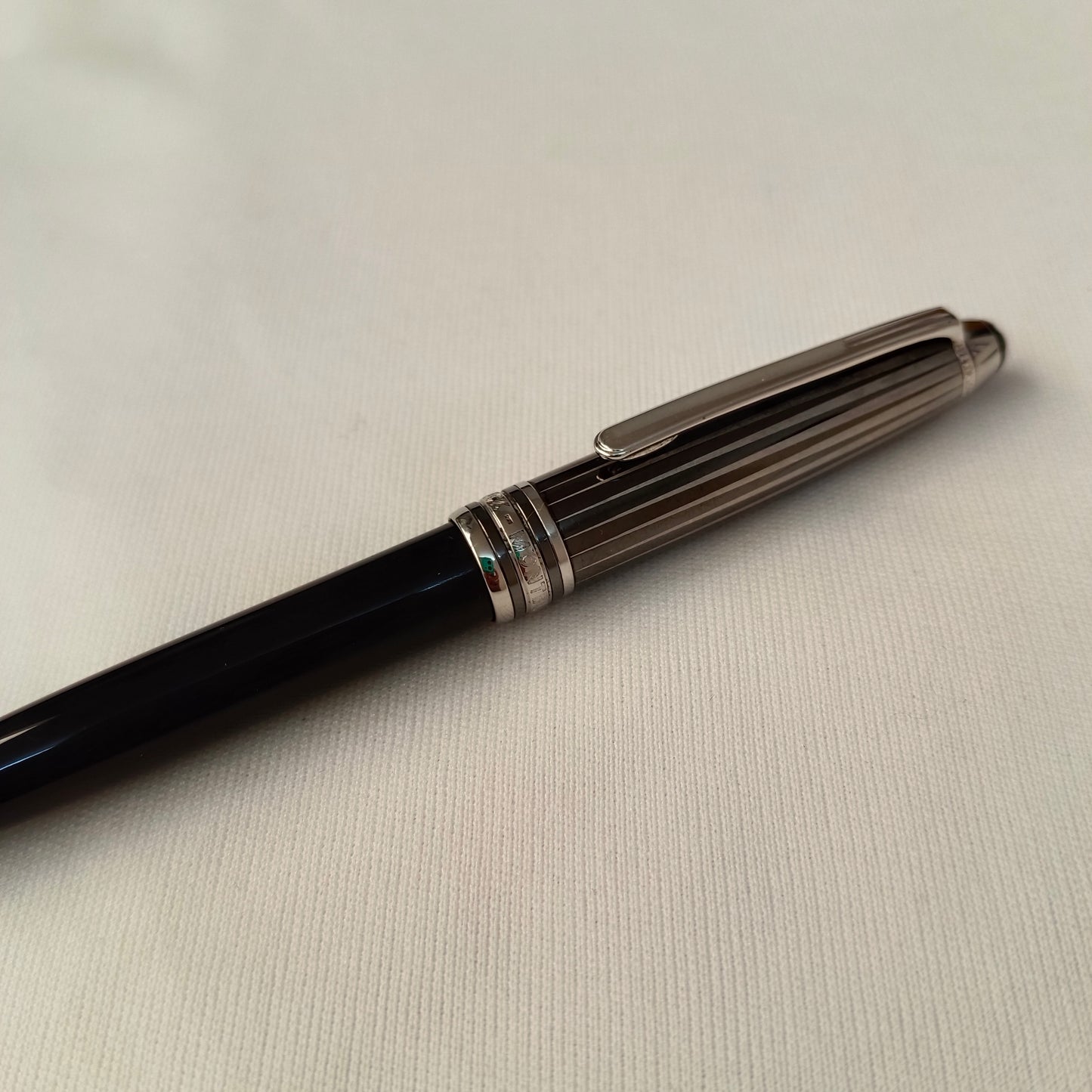 Montblanc Meisterstuck Solitaire Doue Black & White Ballpoint Pen