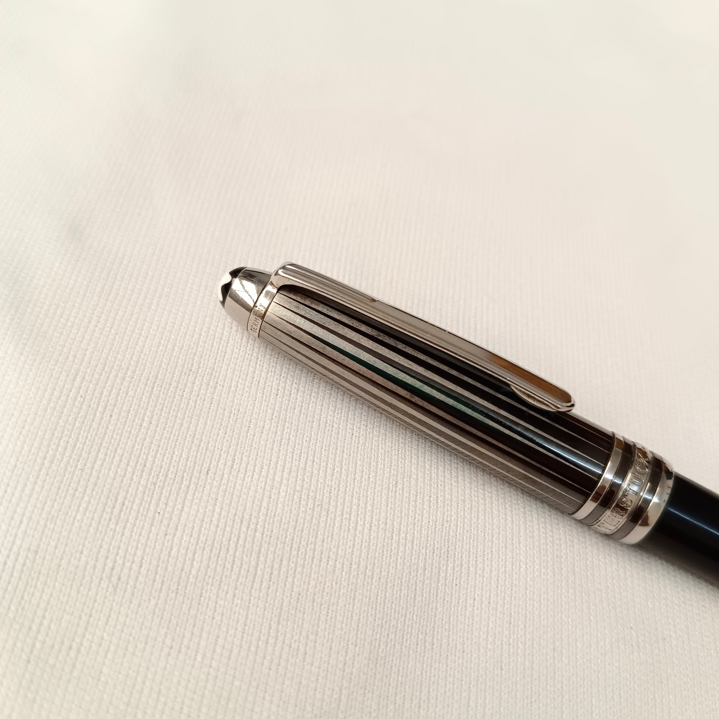 Montblanc Meisterstuck Solitaire Doue Black & White Ballpoint Pen