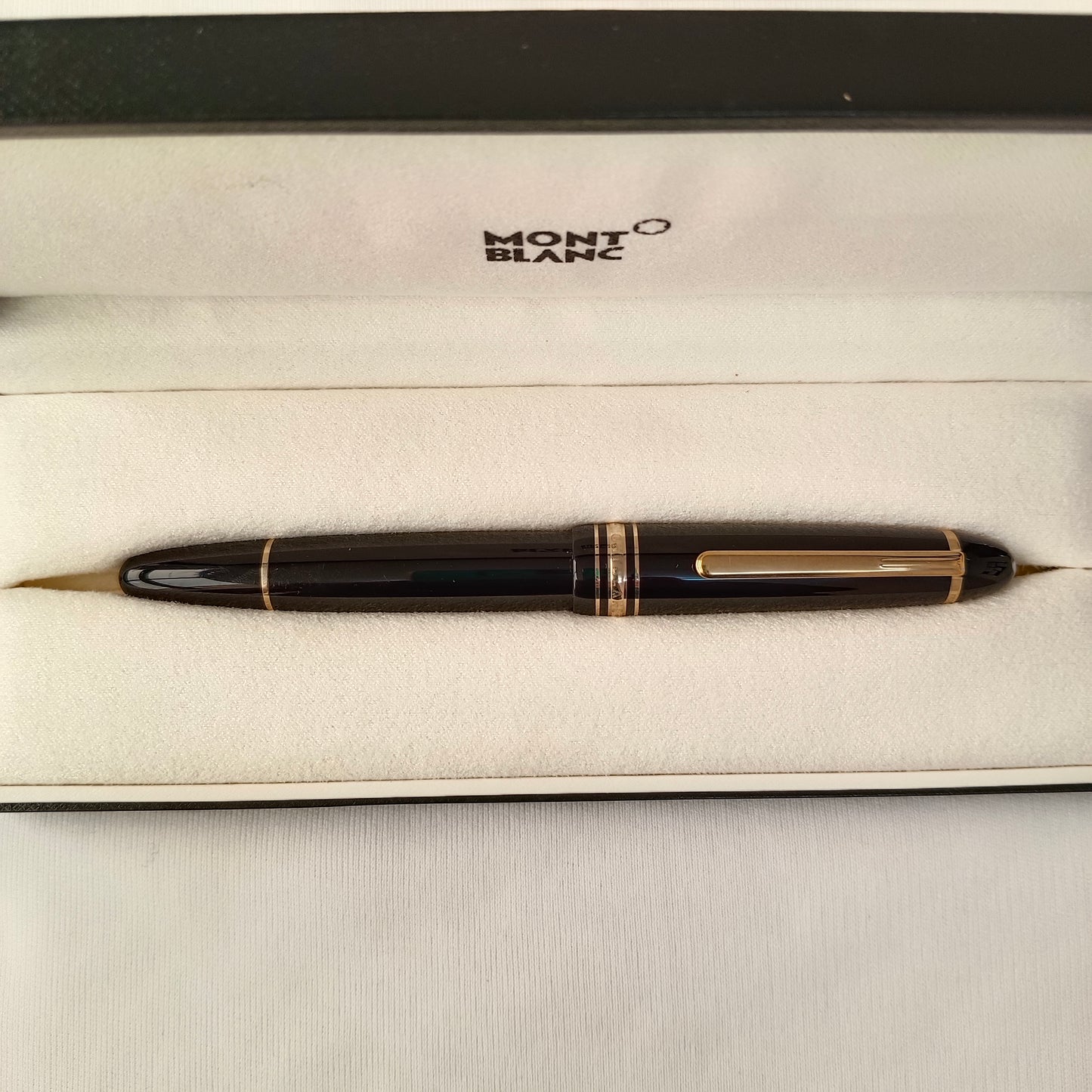 Montblanc Meisterstuck LeGrand Gold Trim Roller Pen