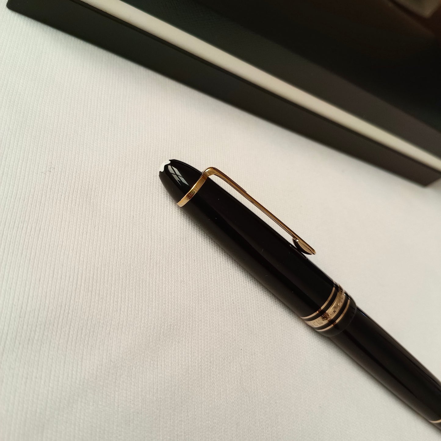 Montblanc Meisterstuck LeGrand Gold Trim Roller Pen