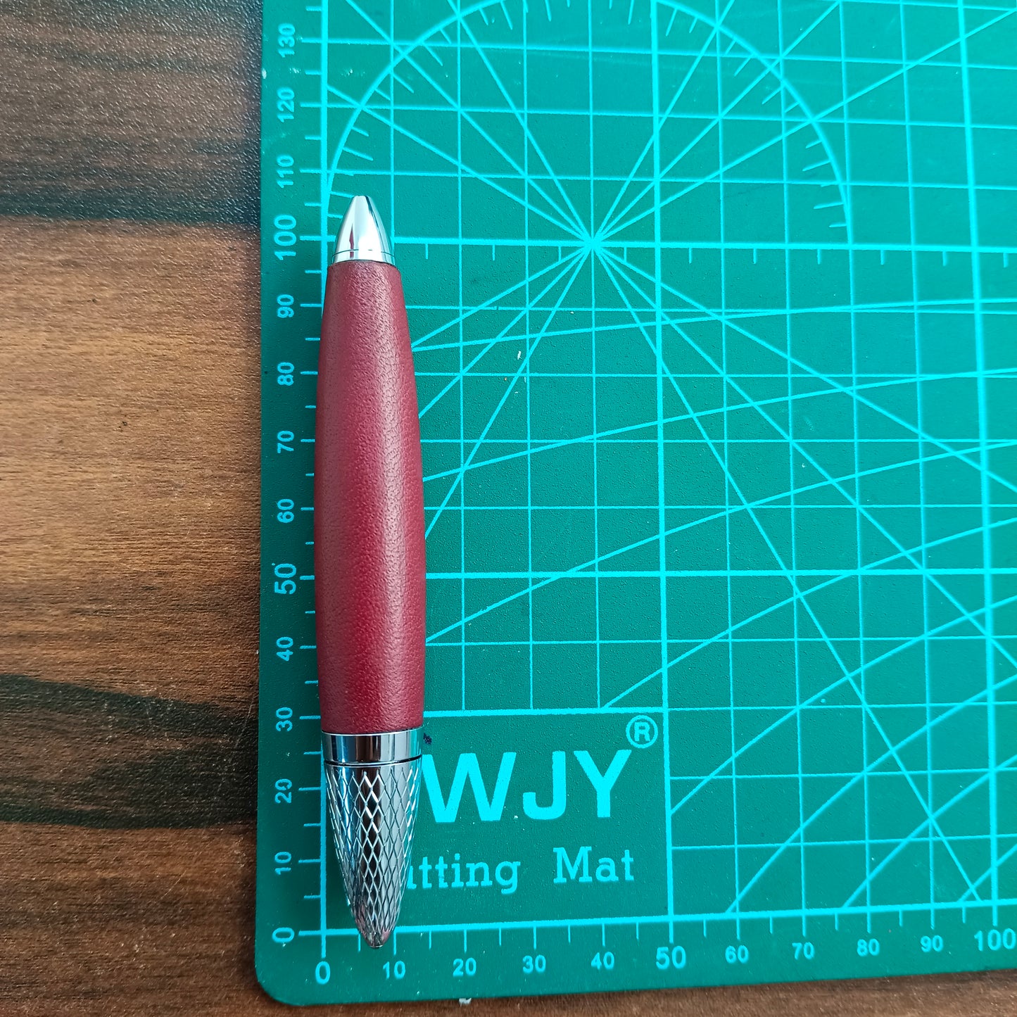 Cross Autocross Leather Ballpen ( Maroon )