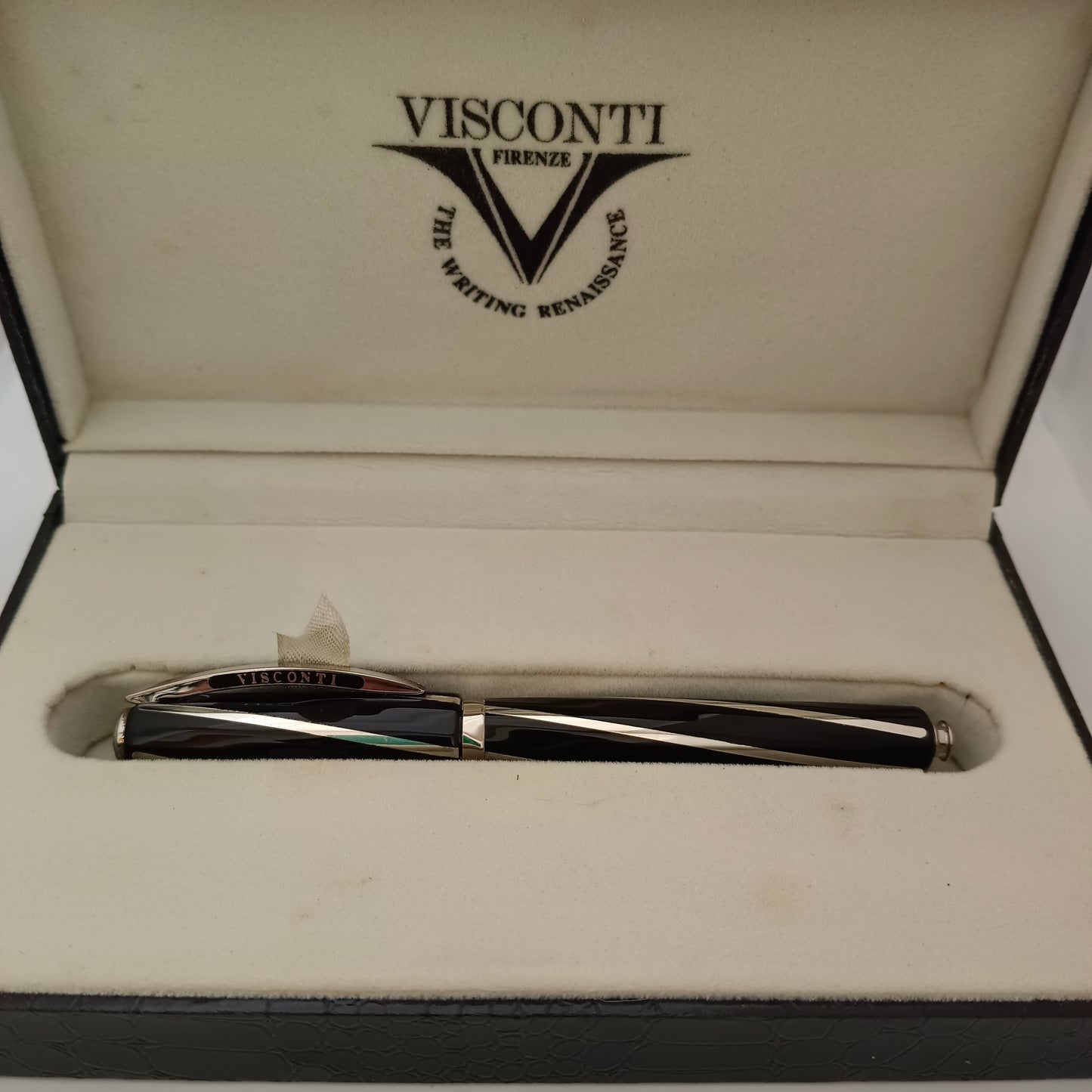 Visconti Divina Elegance Black Resin with Silver Trim Fountain Pen