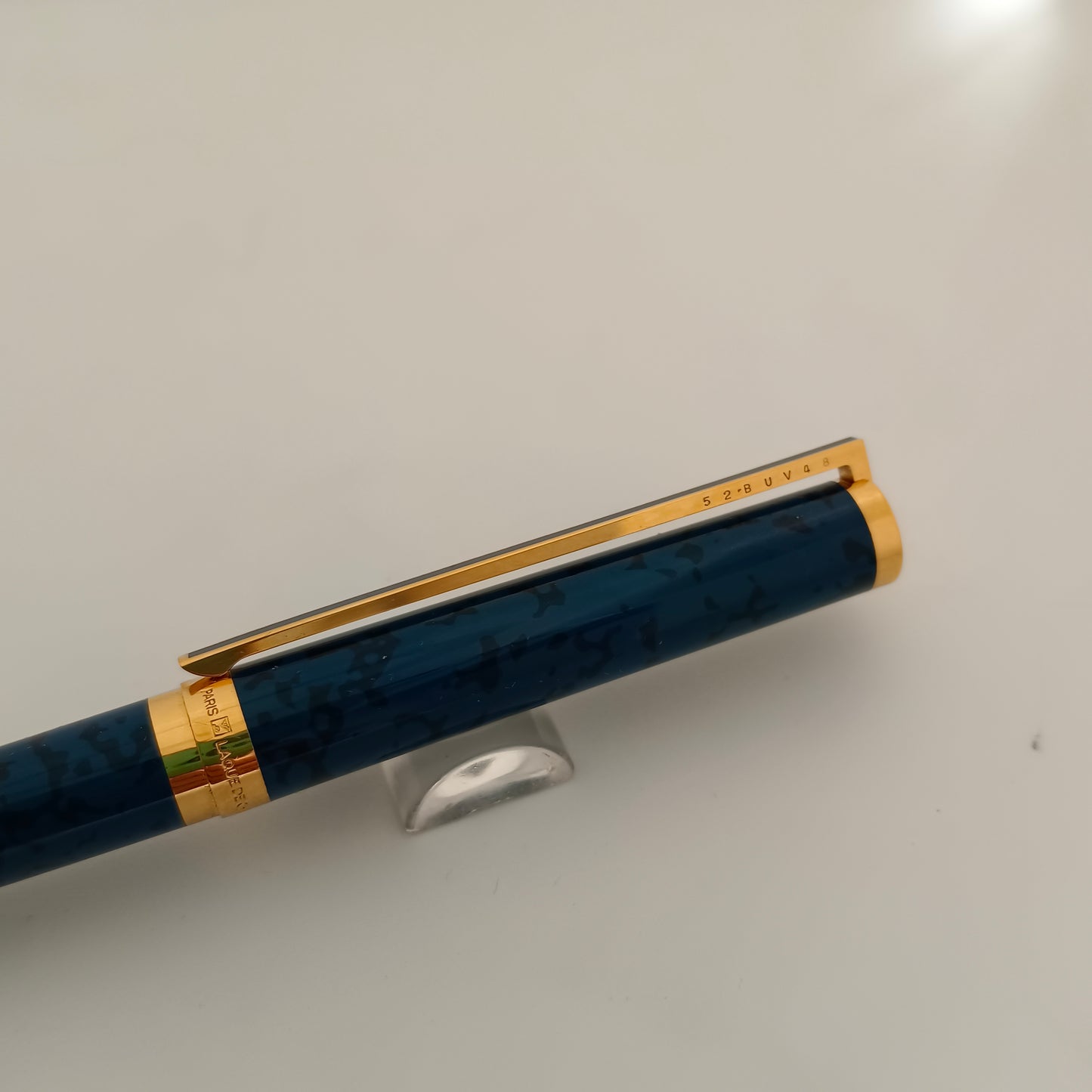 S.T. Dupont Classique Marble Blue Chinese Lacquer With Gold Trim Fountain Pen-France