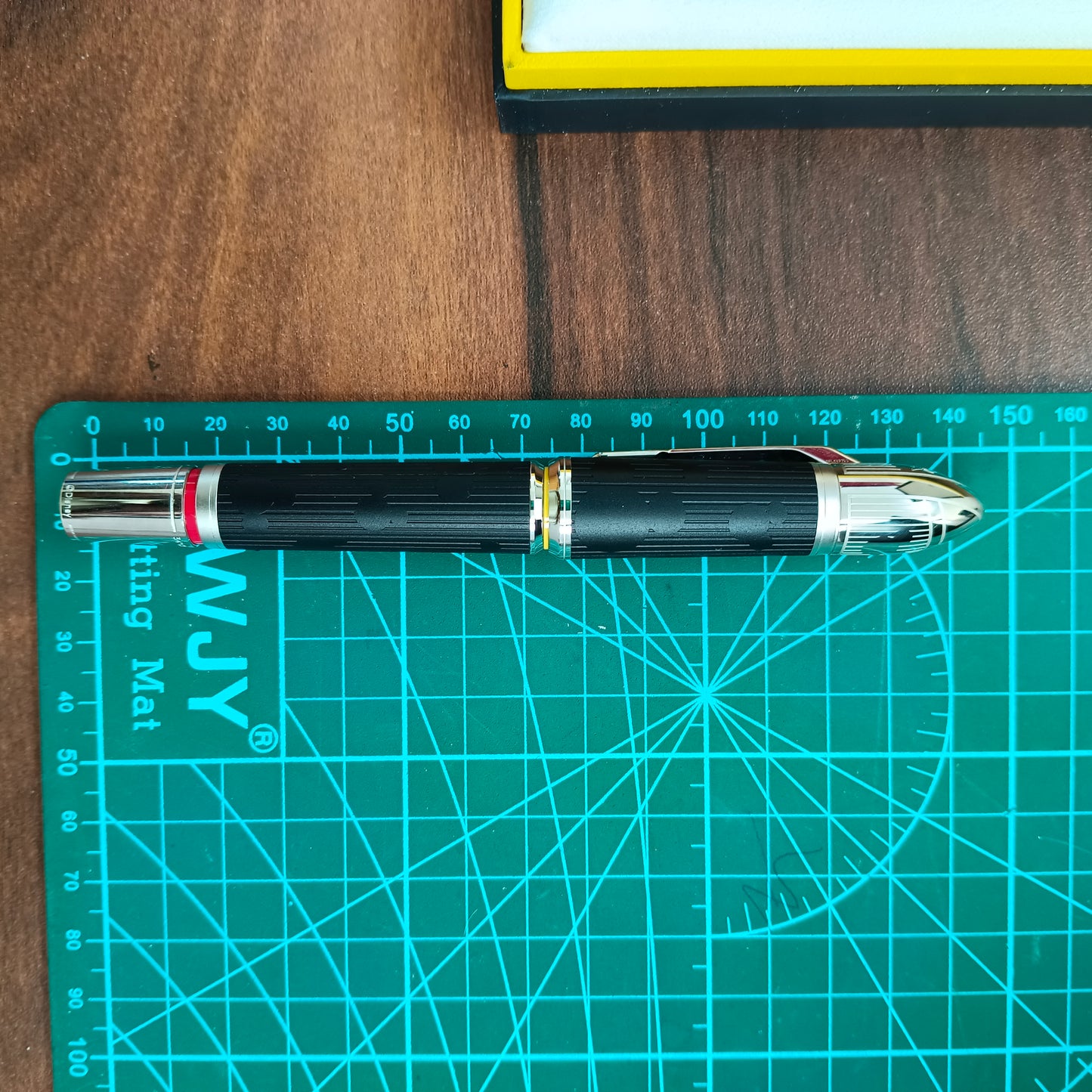 Montblanc Great Characters SE Walt Disney Fountain Pen
