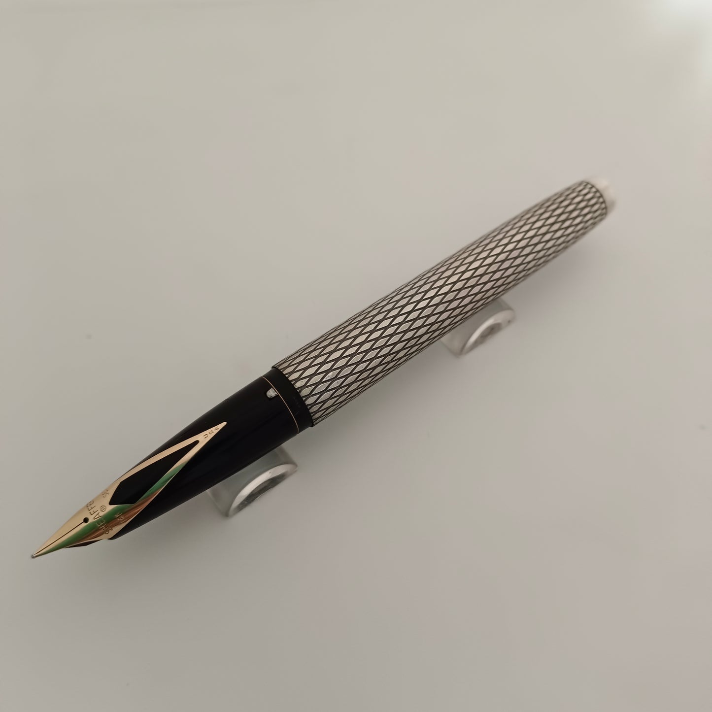 Sheaffer imperial sterling silver diamond pattern fountain pen