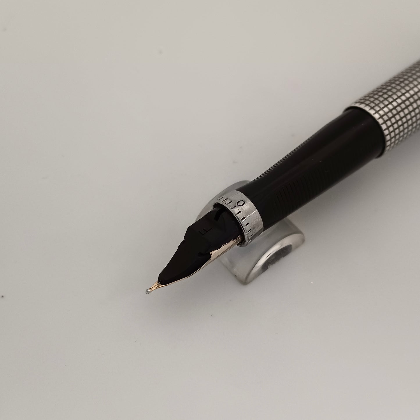 Parker 75 Cisele Fountain Pen with Sterling Silver Made in USA