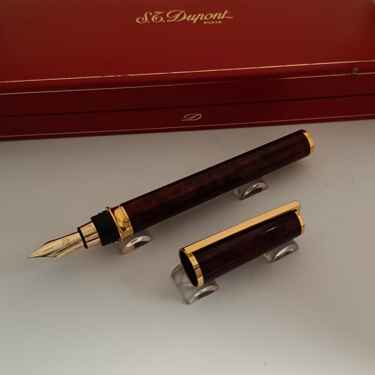 ST Dupont Montaparnasse Thuya Lacque De Chine Fountain Pen (1990s)