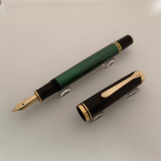 Pelikan Souveran M600 Black/Green Fountain Pen