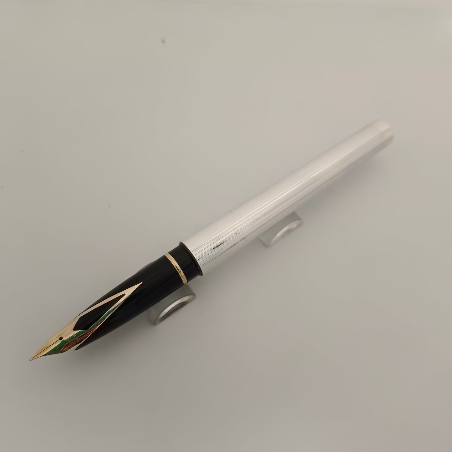 Sheaffer Targa sterling silver fountain pen