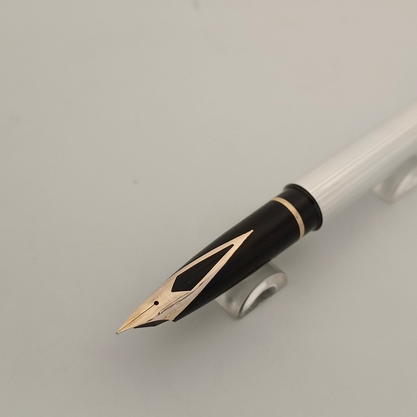 Sheaffer Targa sterling silver fountain pen