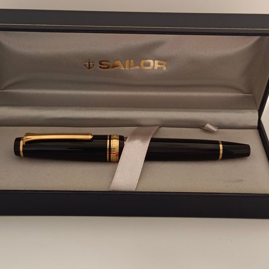 Sailor Professional Gear Realo Black Fountain Pen
