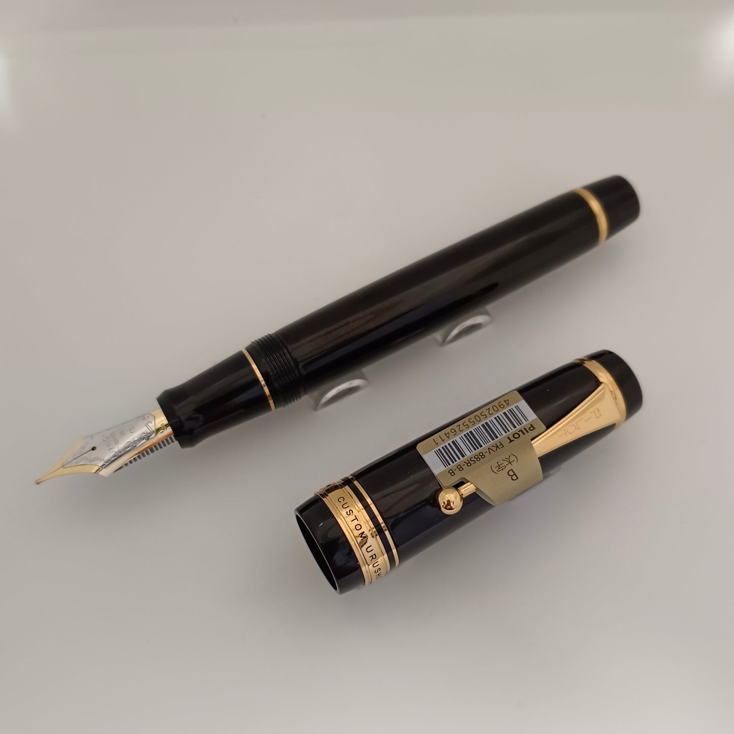 Pilot Custom Urushi Black Fountain Pen
